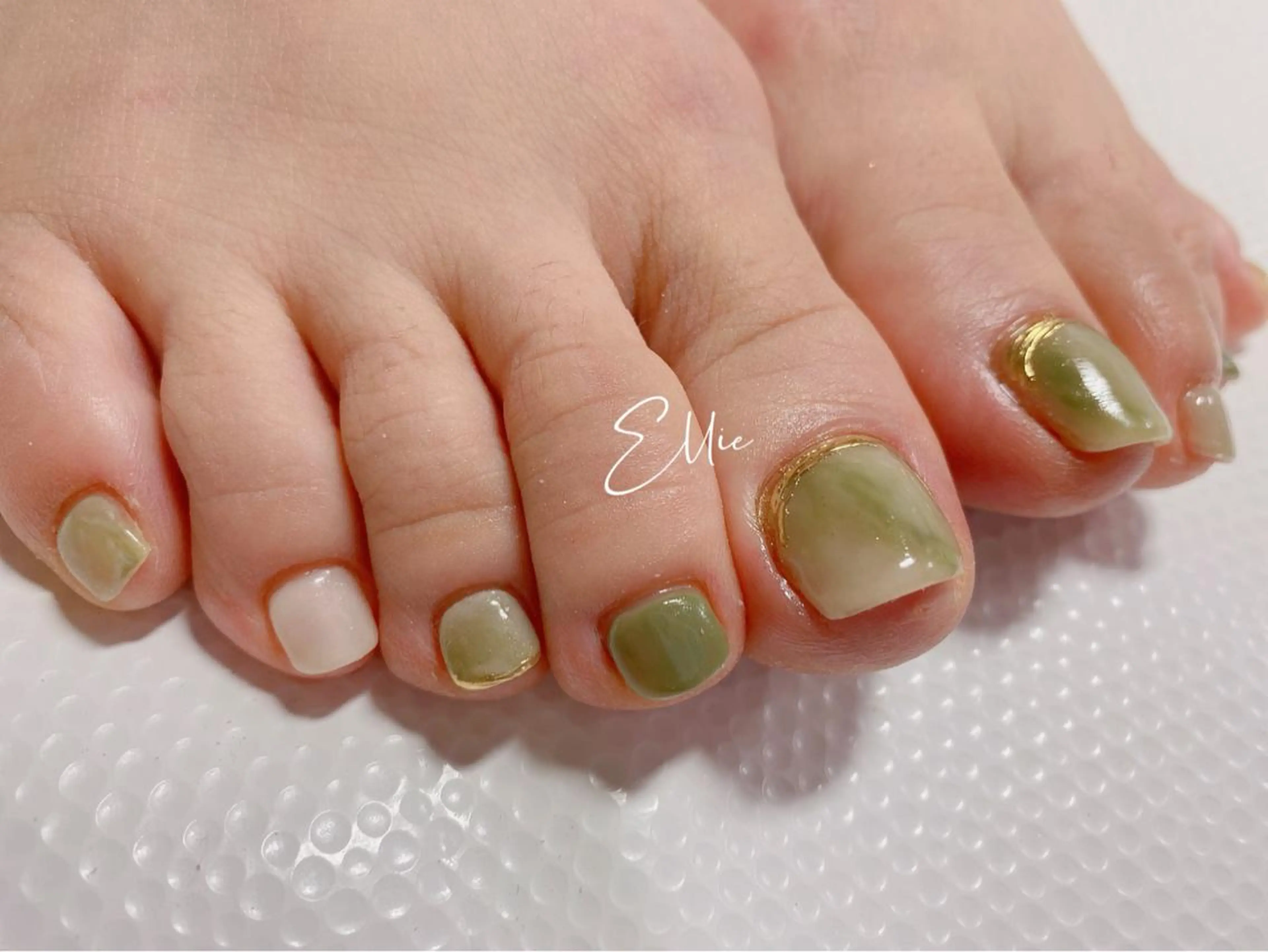 ネイル フットネイル 閨匠ビューティサロン 新橋店♡Ellieのネイルデザイン