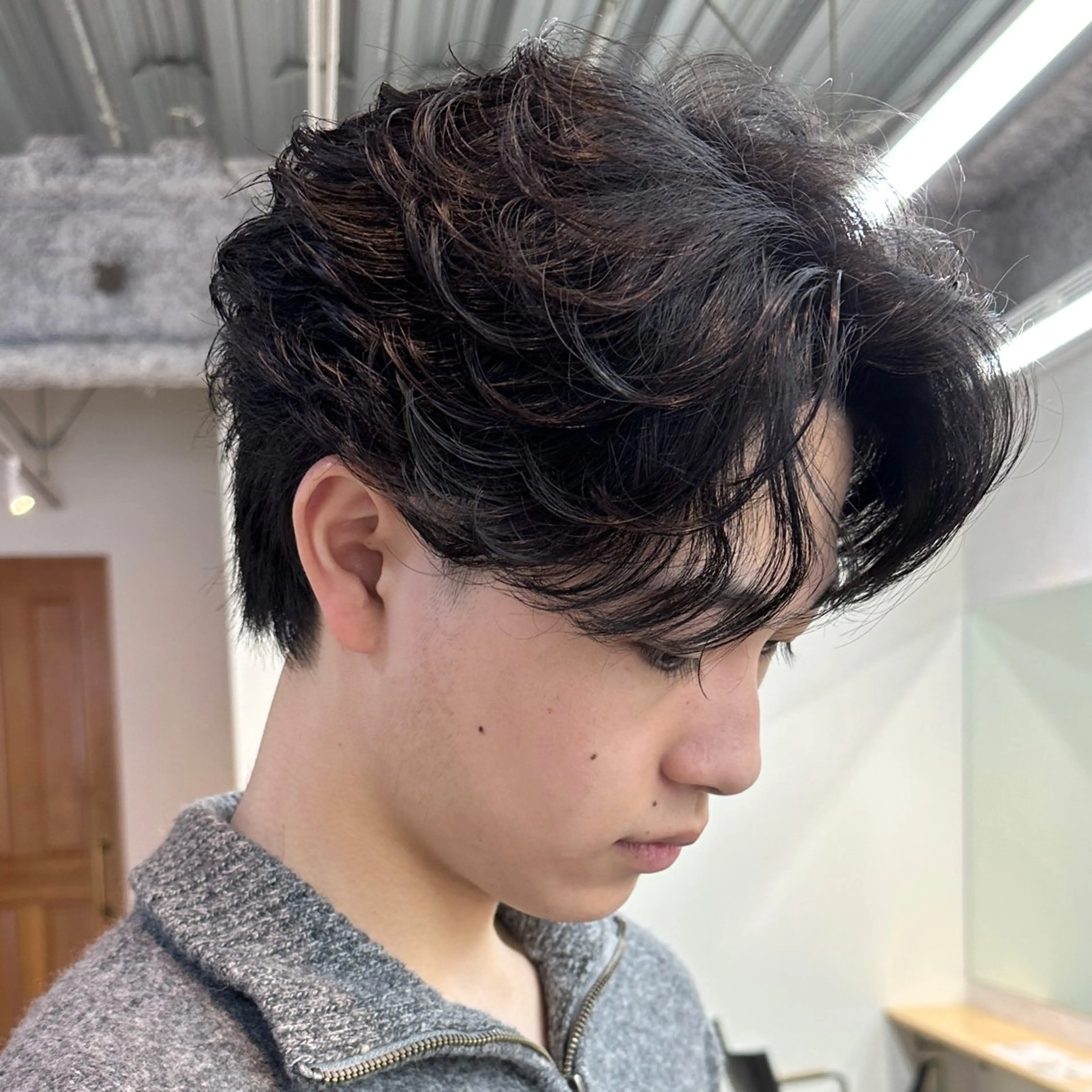 ショート パーマ メンズ フェザーパーマ メンズパーマ カット パーマ トリートメント JINKIメンズ特化 メンズカットパーマのヘアスタイル