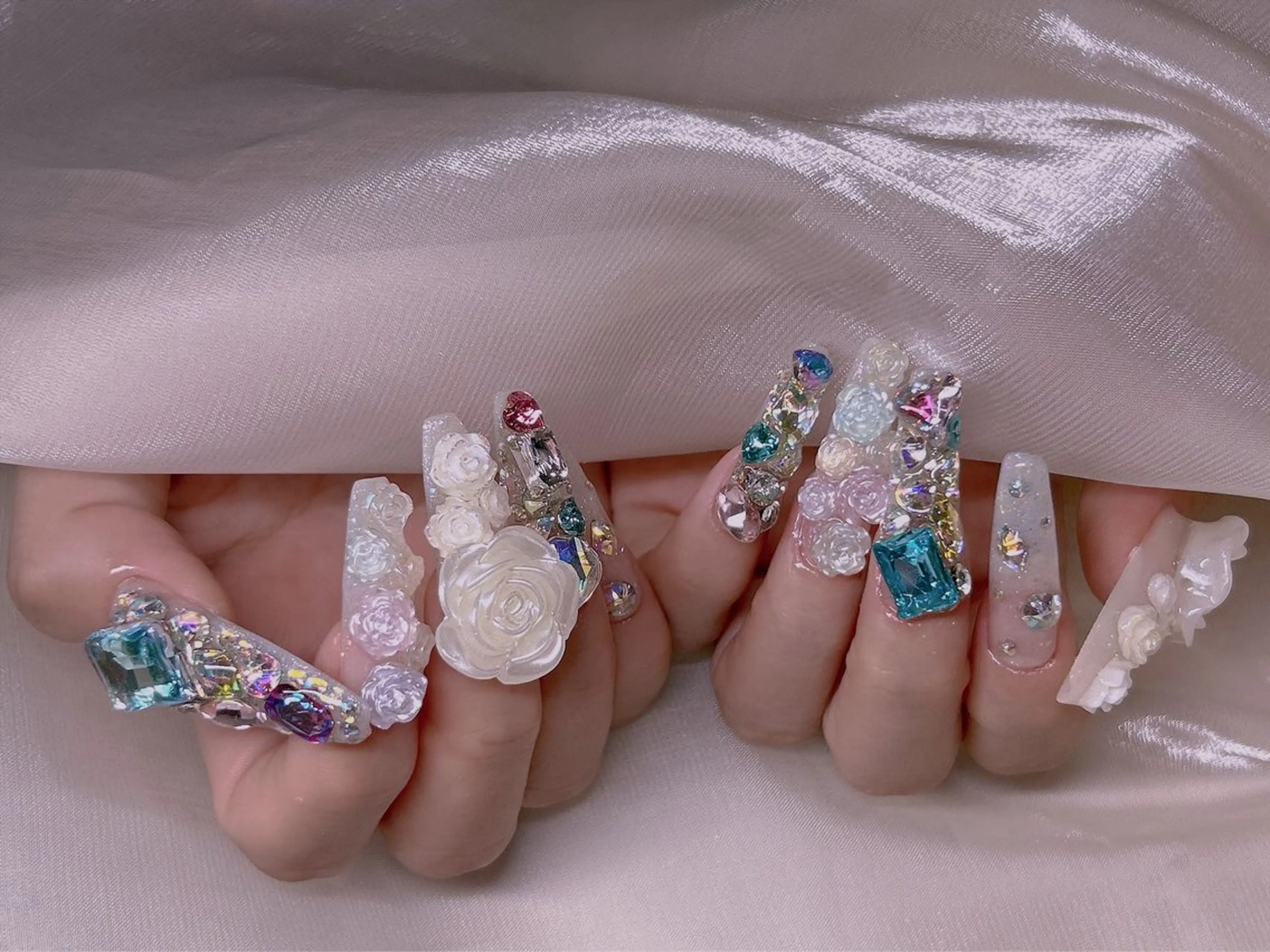 ネイル ハンドネイル リン リンのネイルデザイン