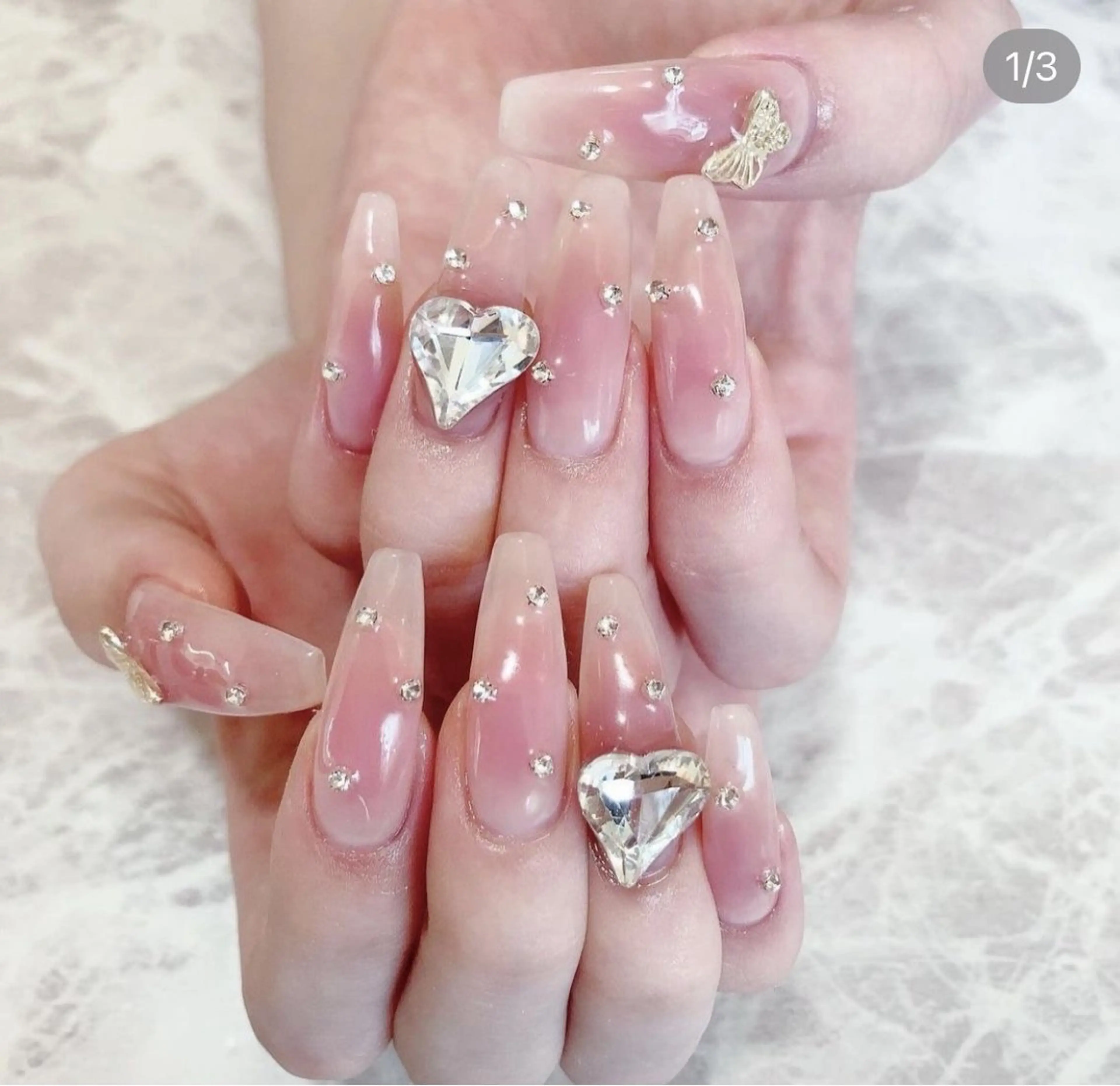 ネイル キラキラネイル 韓国ネイル ロングネイル ワンホンネイル ハンドネイル Josie nail salonのネイルデザイン