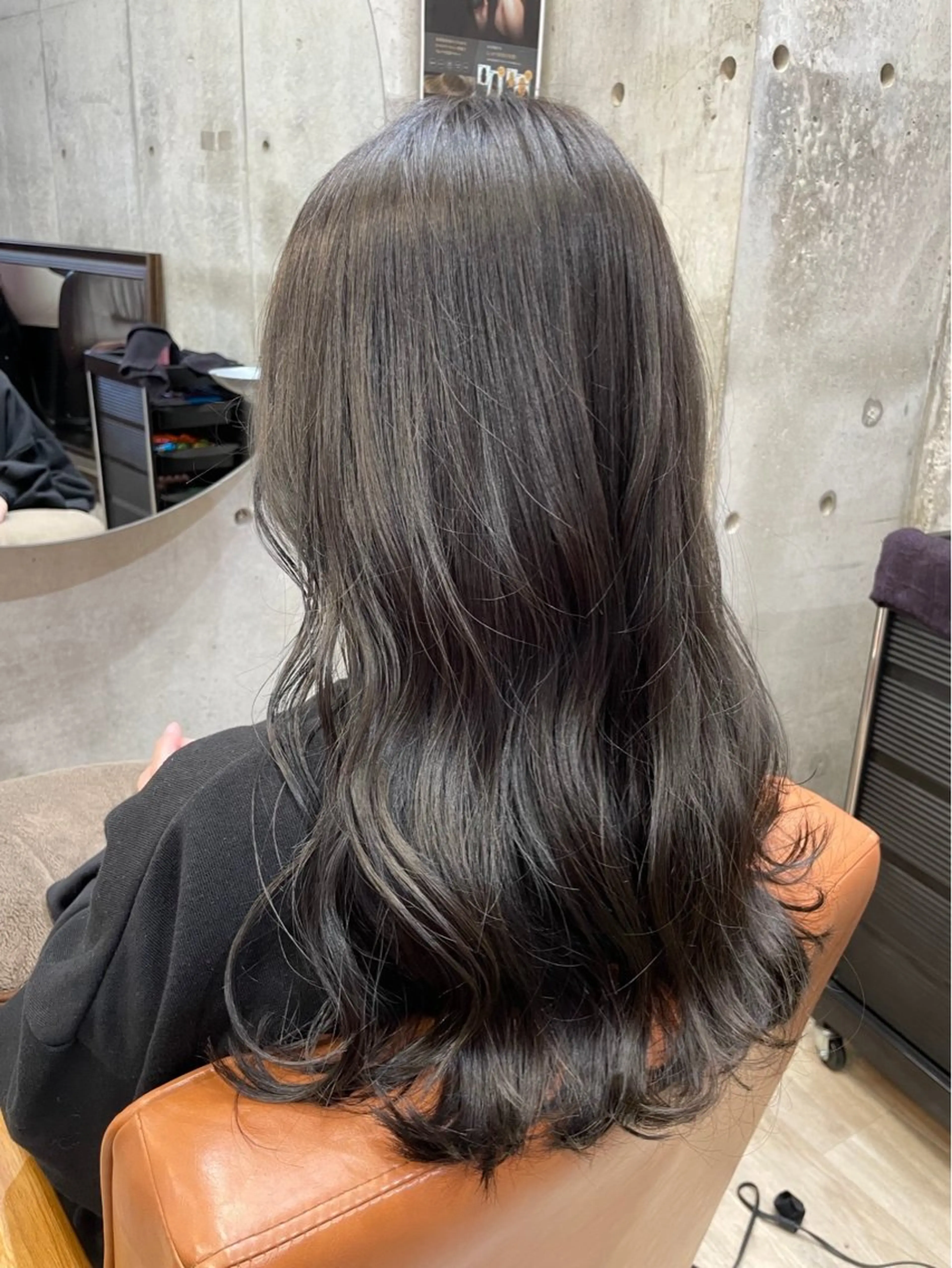 ロング カラー カット ヘアカラー トリートメント 東 史夏のヘアスタイル