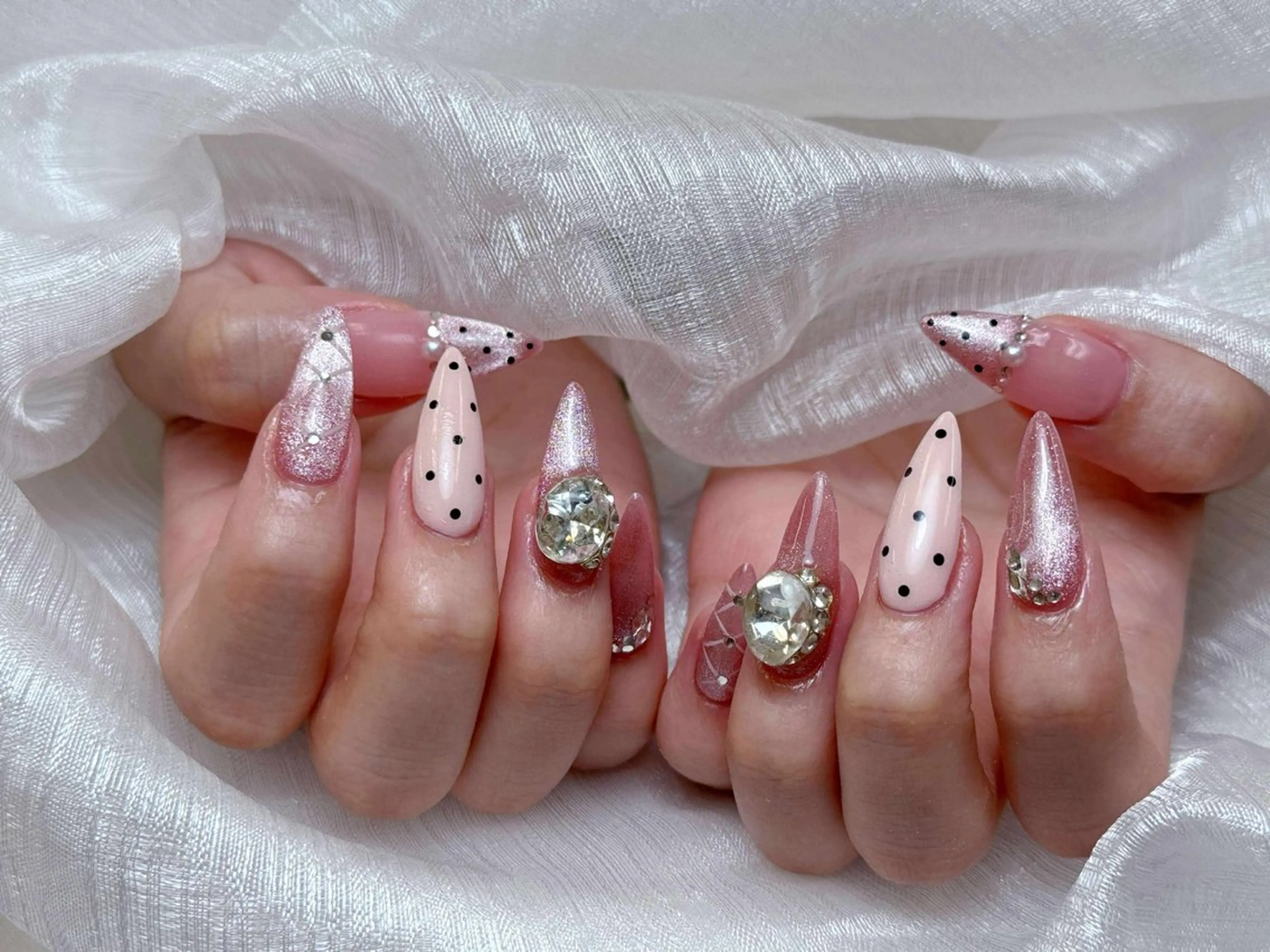 ネイル アートネイル 成人式 ジェルネイル ニュアンスネイル 夏ネイル ハンドネイル Jenn Nail Salonのネイルデザイン