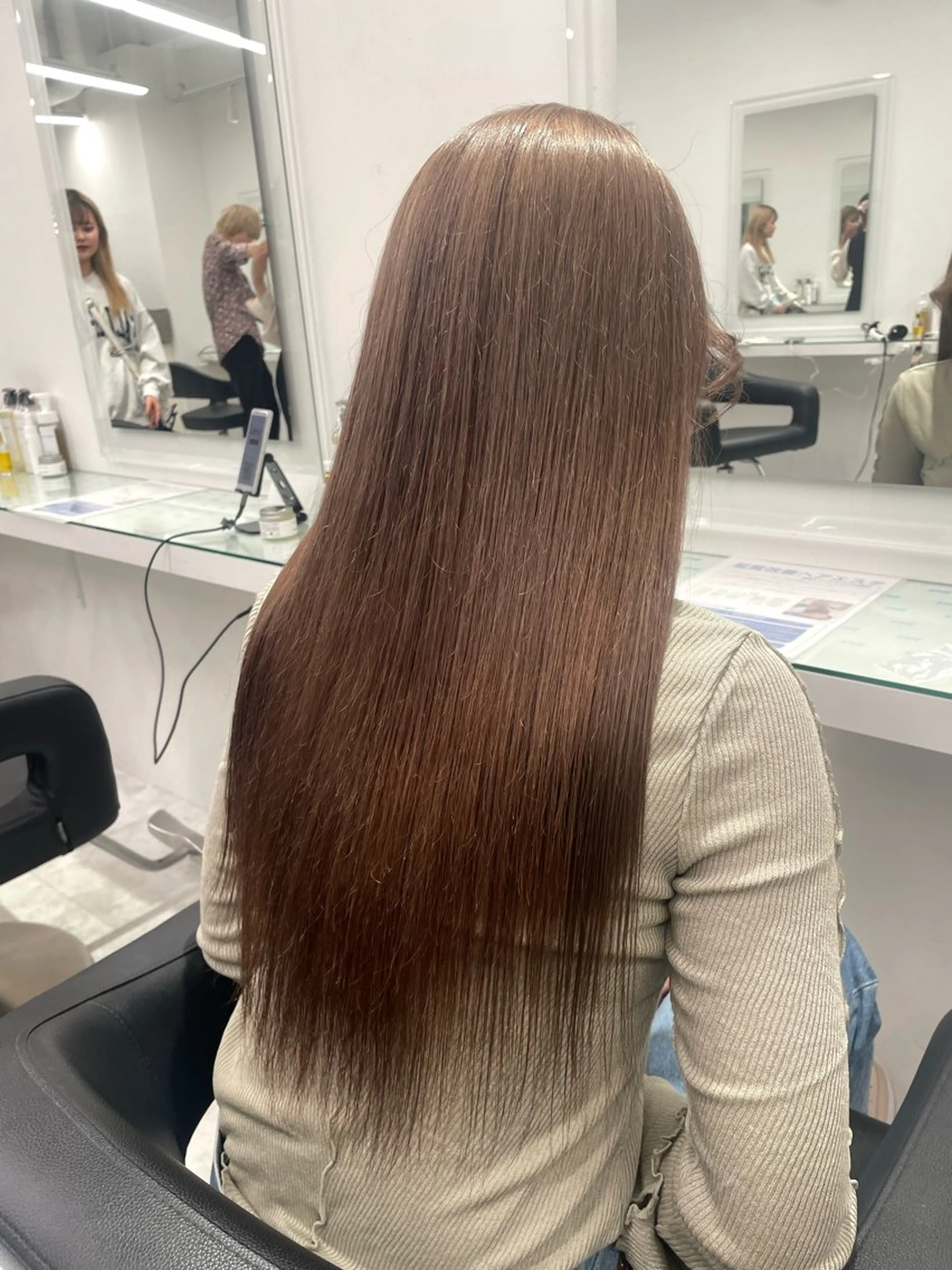 セミロング カラー ヘアカラー トリートメント ヘッドスパ ヘアセット ❄最強かわいいカラー ❄️MINA❄️のヘアスタイル