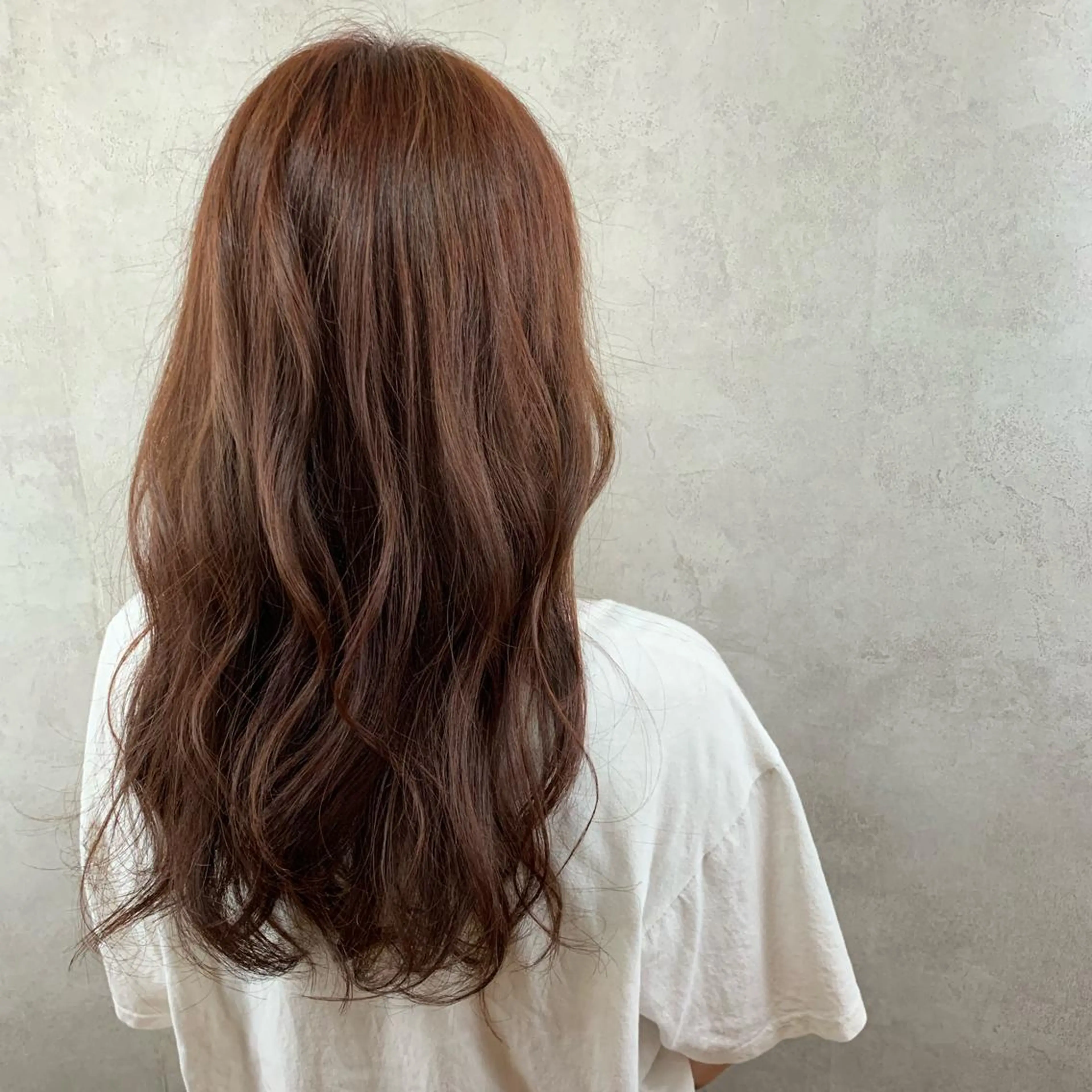 セミロング ともや 髪質改善縮毛矯正のヘアスタイル