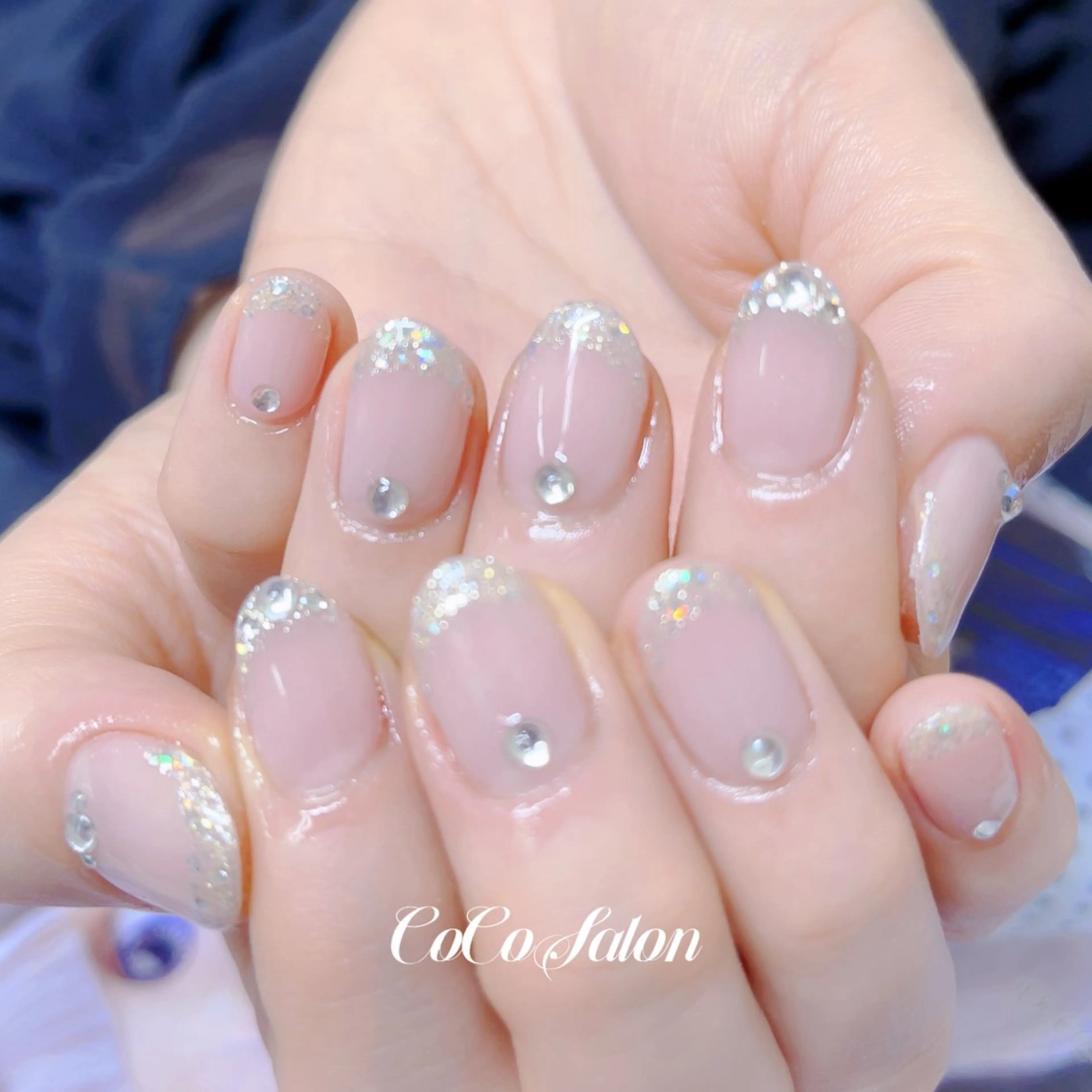 ネイル 長さ出し フレンチネイル ジェルネイル ホログラムネイル キラキラネイル ハンドネイル CoCoSalon ネイル/まつ毛予約のネイルデザイン