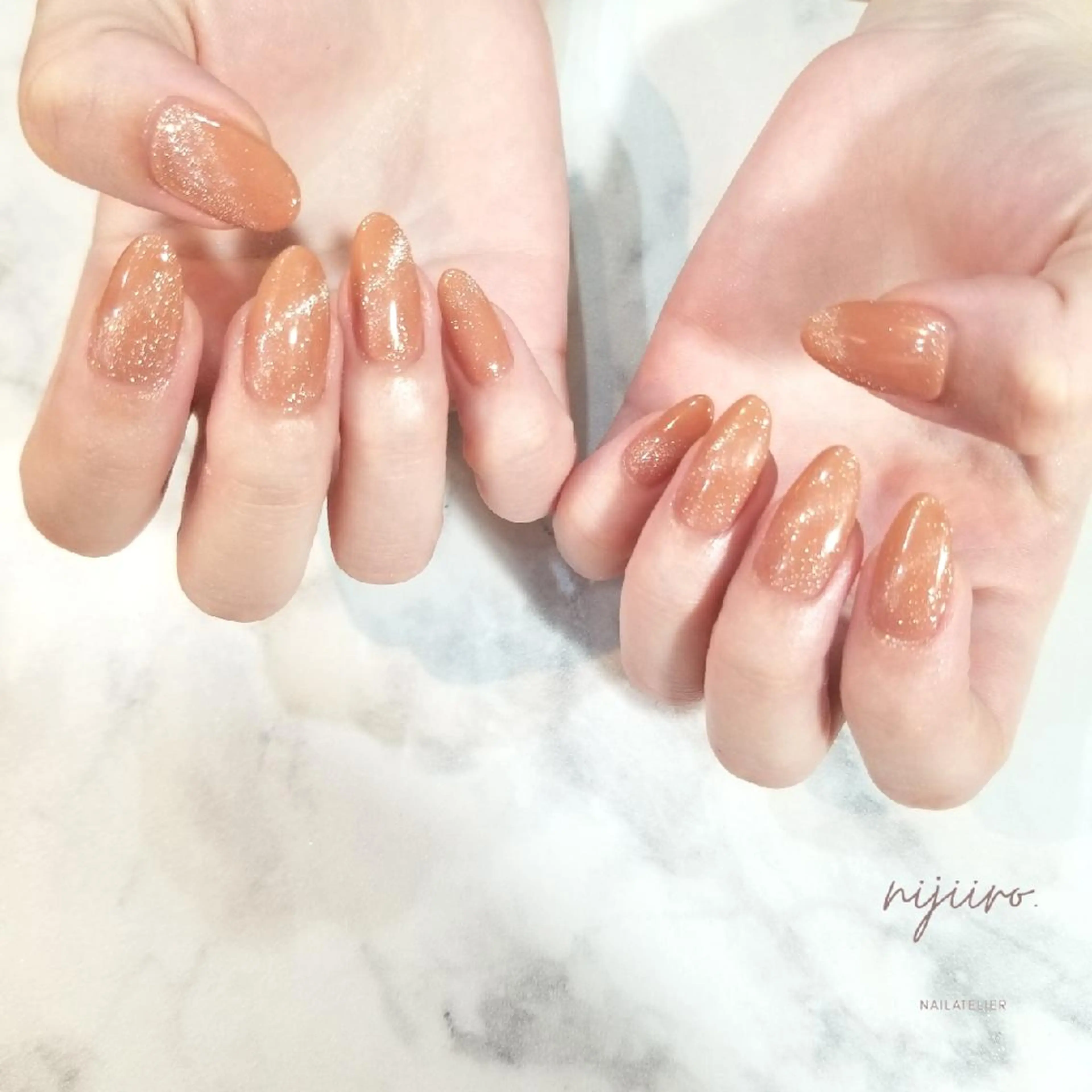 ネイル マグネットネイル オレンジ ハンドネイル nijiiro🌈 サトウのネイルデザイン