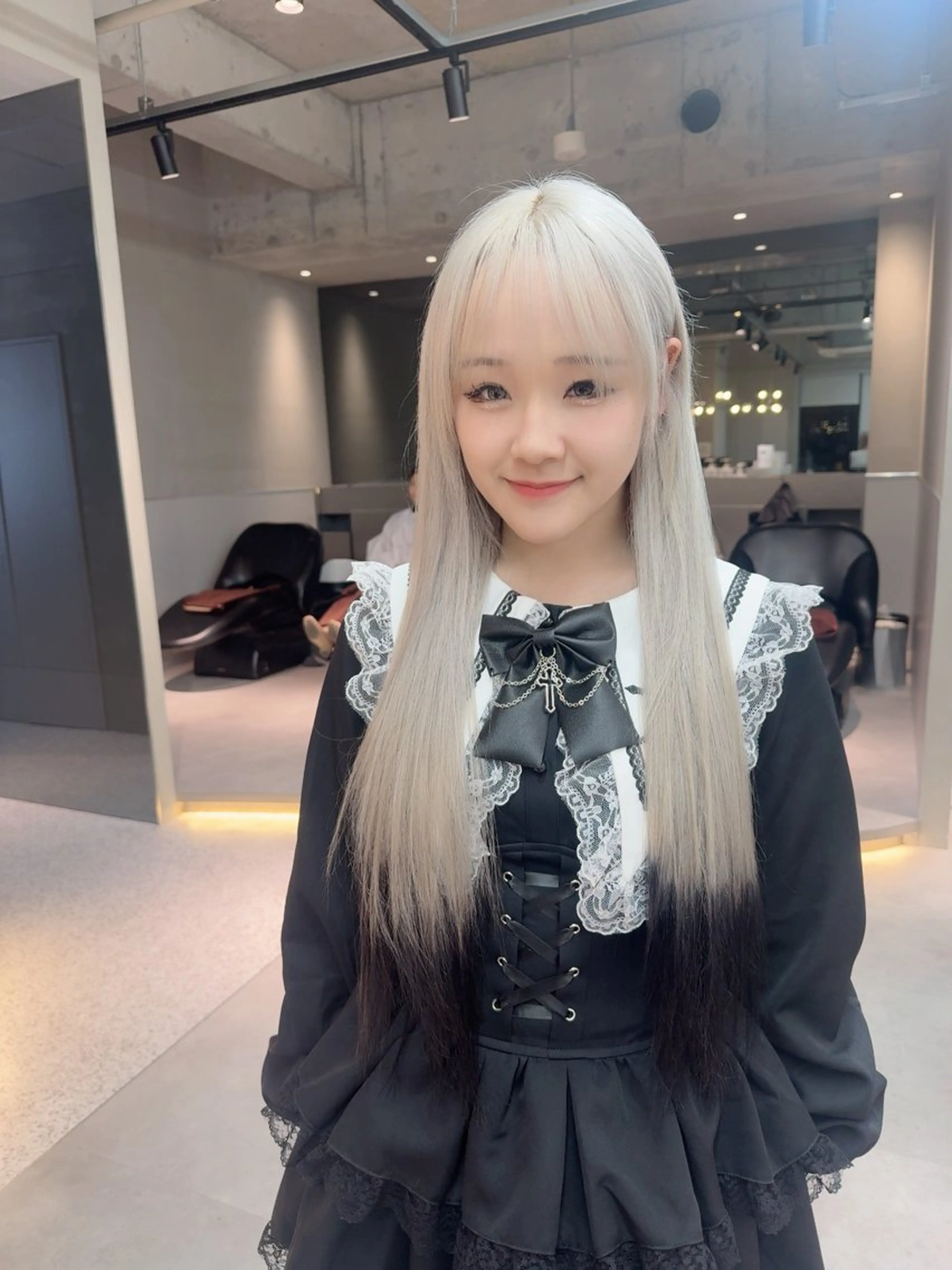 ロング カラー ヘアアレンジ ヘアカラー トリートメント ARIA💎縮毛矯正 ブリーチ💎複雑履歴のヘアスタイル