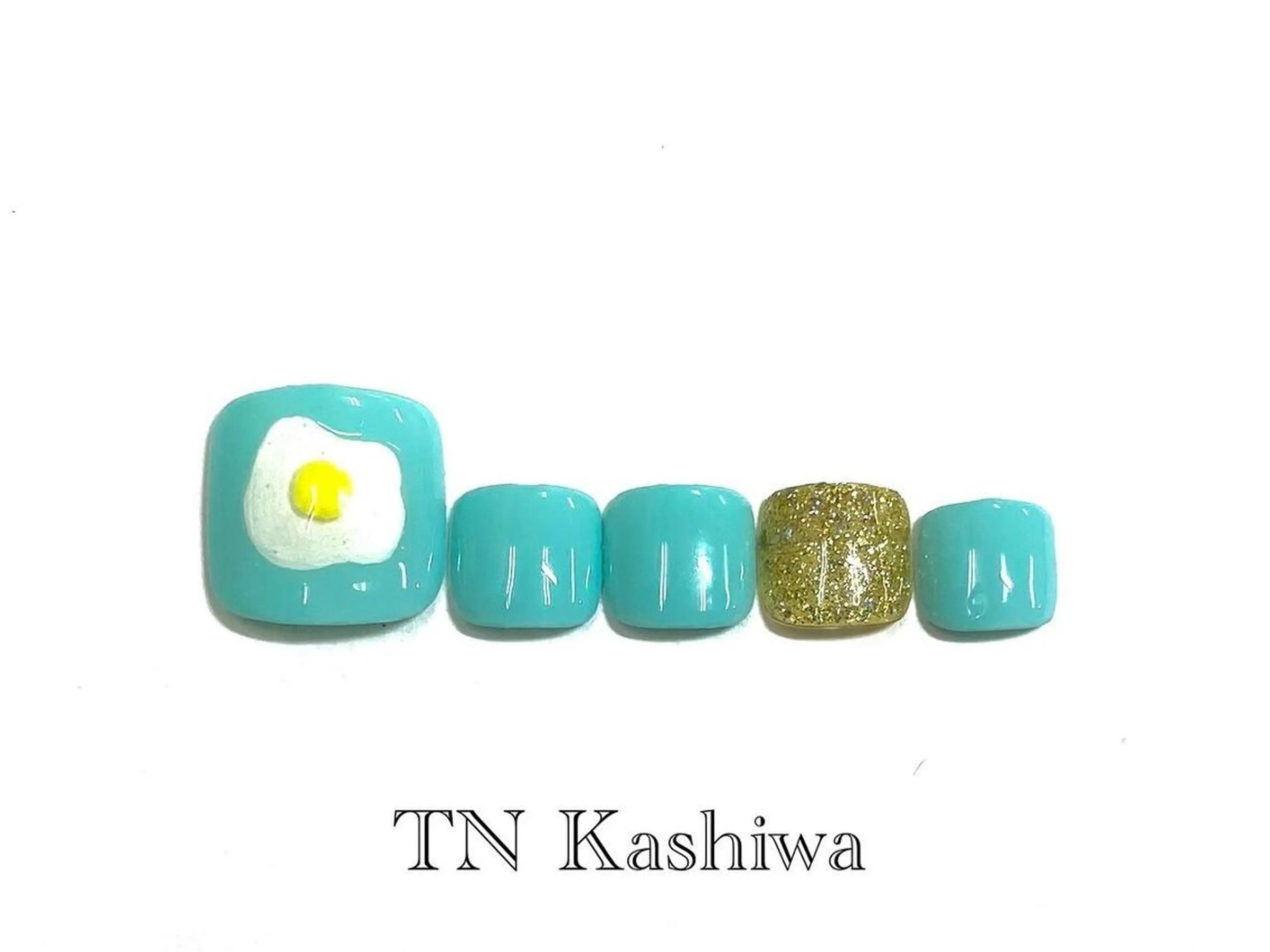 ネイル フットネイル 座間 桃香のネイルデザイン