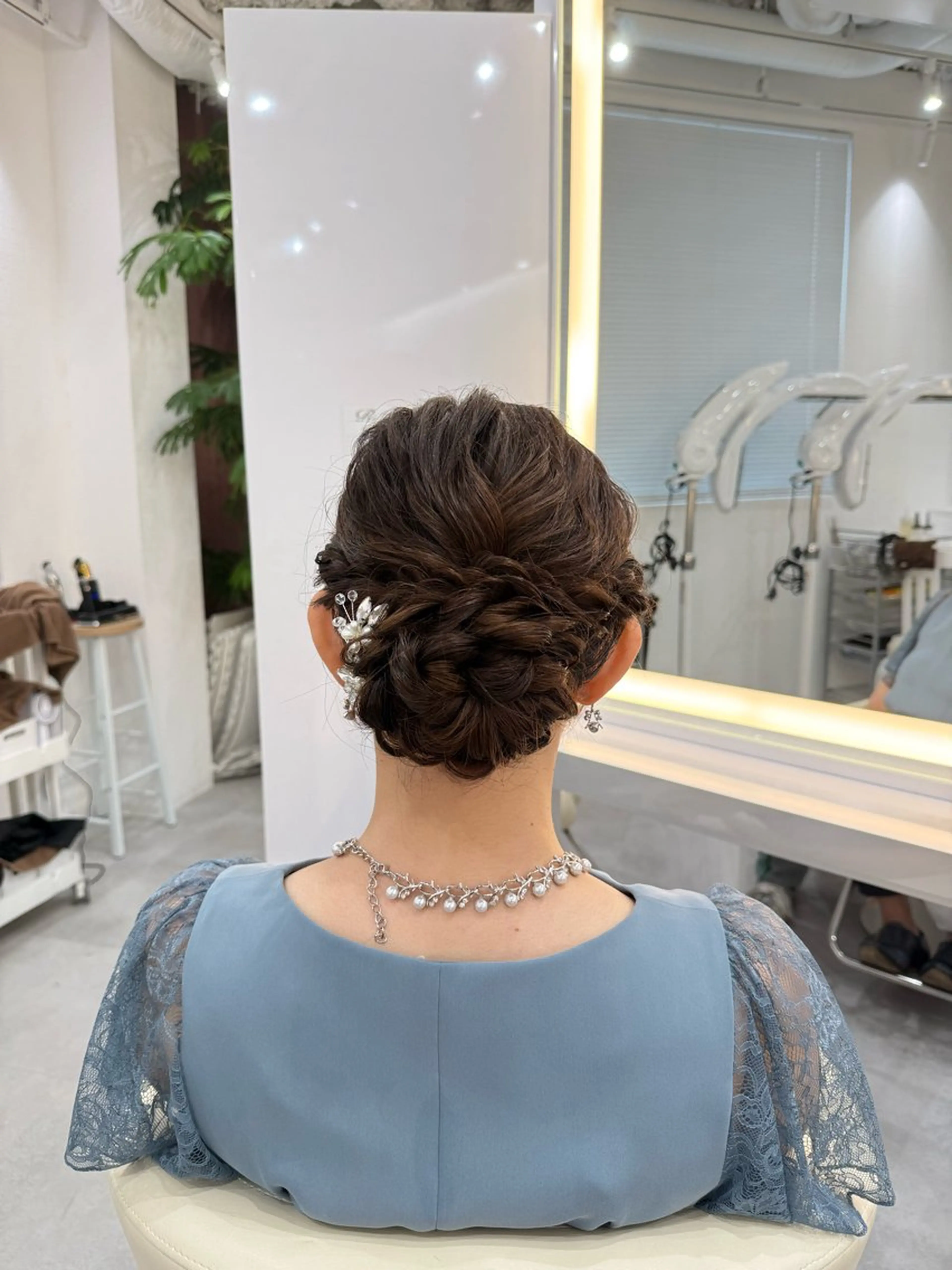 ロング R/🎀 ヘアセット・艶カラーのヘアスタイル