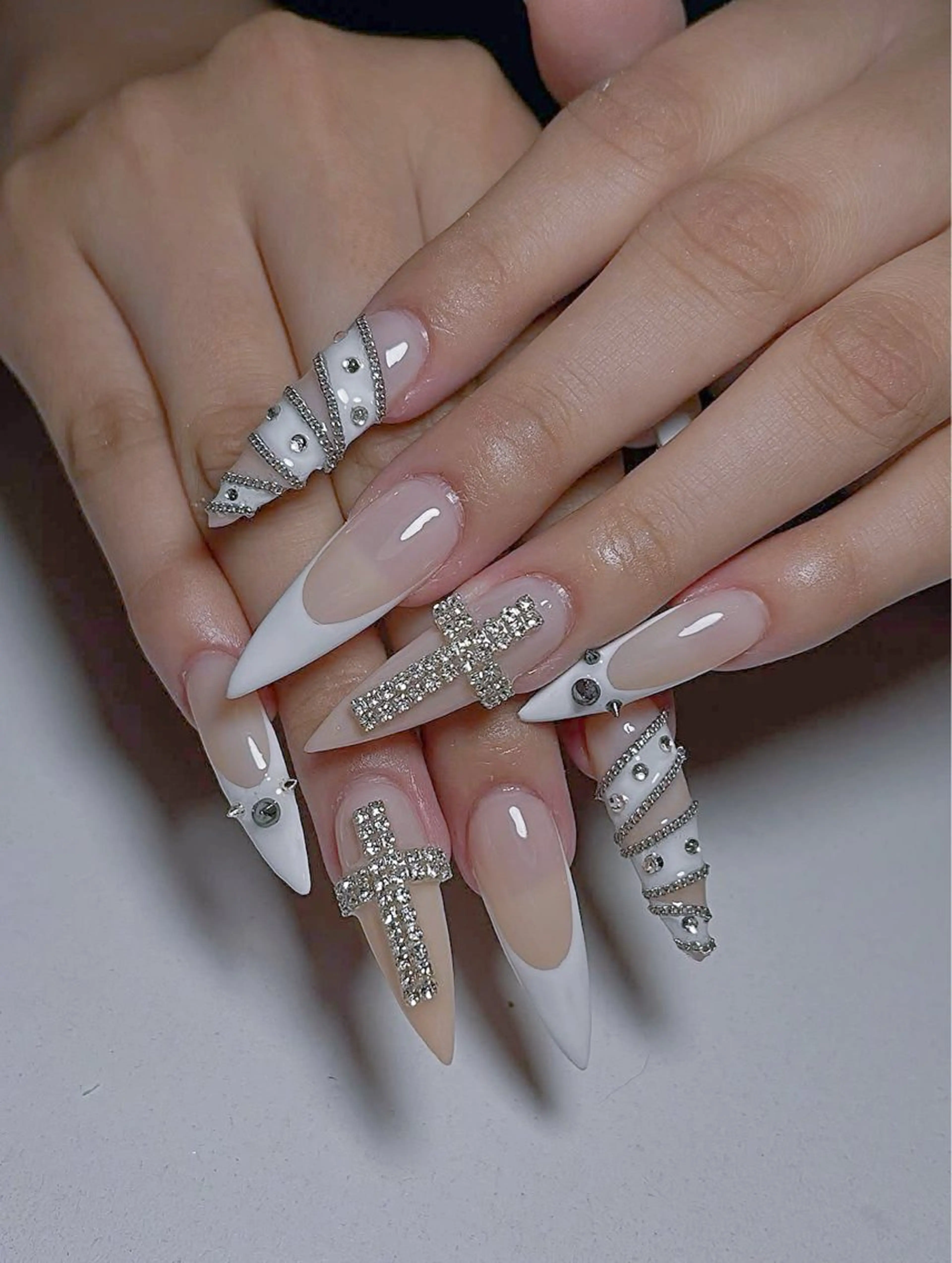 ネイル チークネイル 長さ出し フレンチネイル ジェルネイル 韓国ネイル ハンドネイル Any nail新大久保店のネイルデザイン