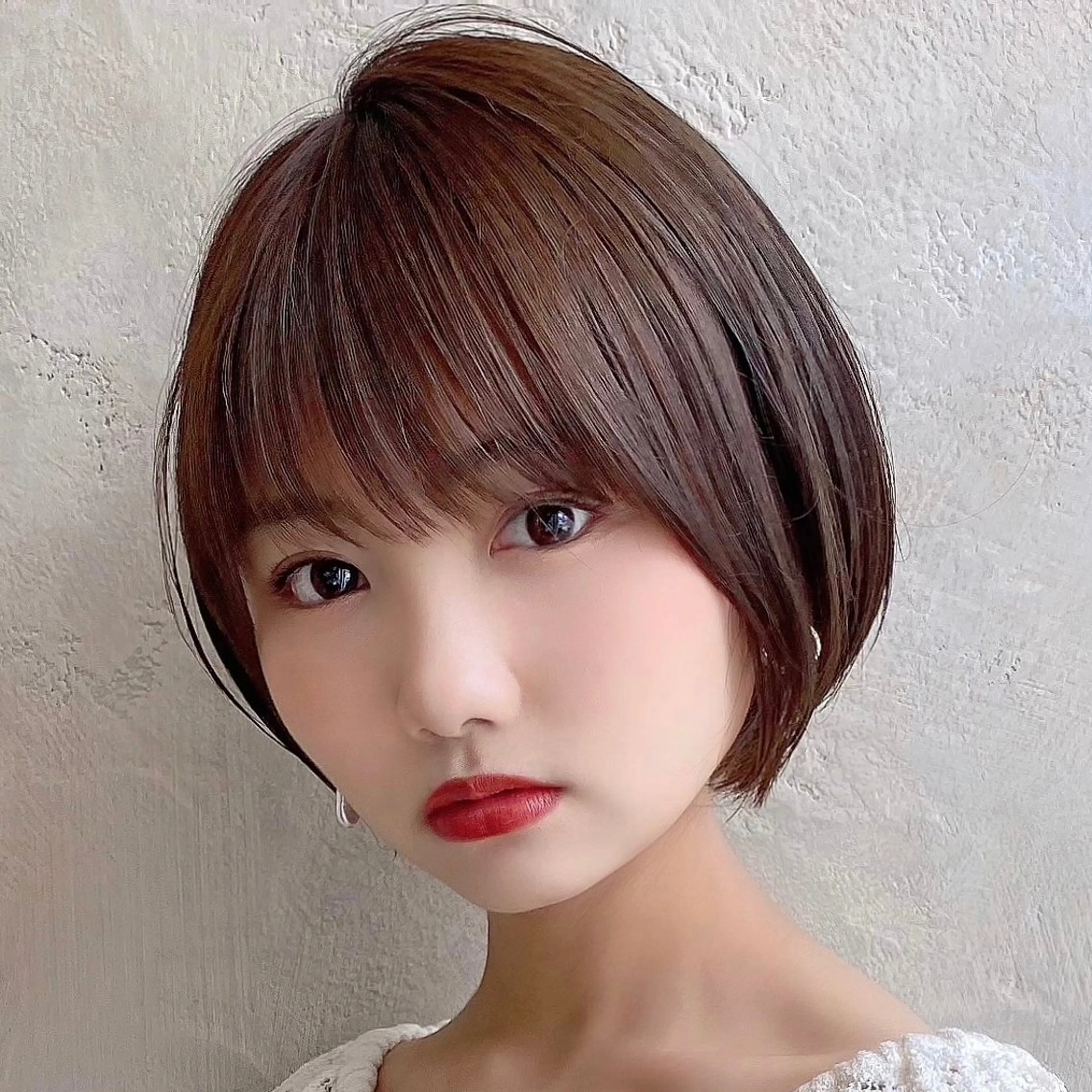 ショート カット ヘアカラー トリートメント 💍新宿ショート 💍岩田莉奈のヘアスタイル