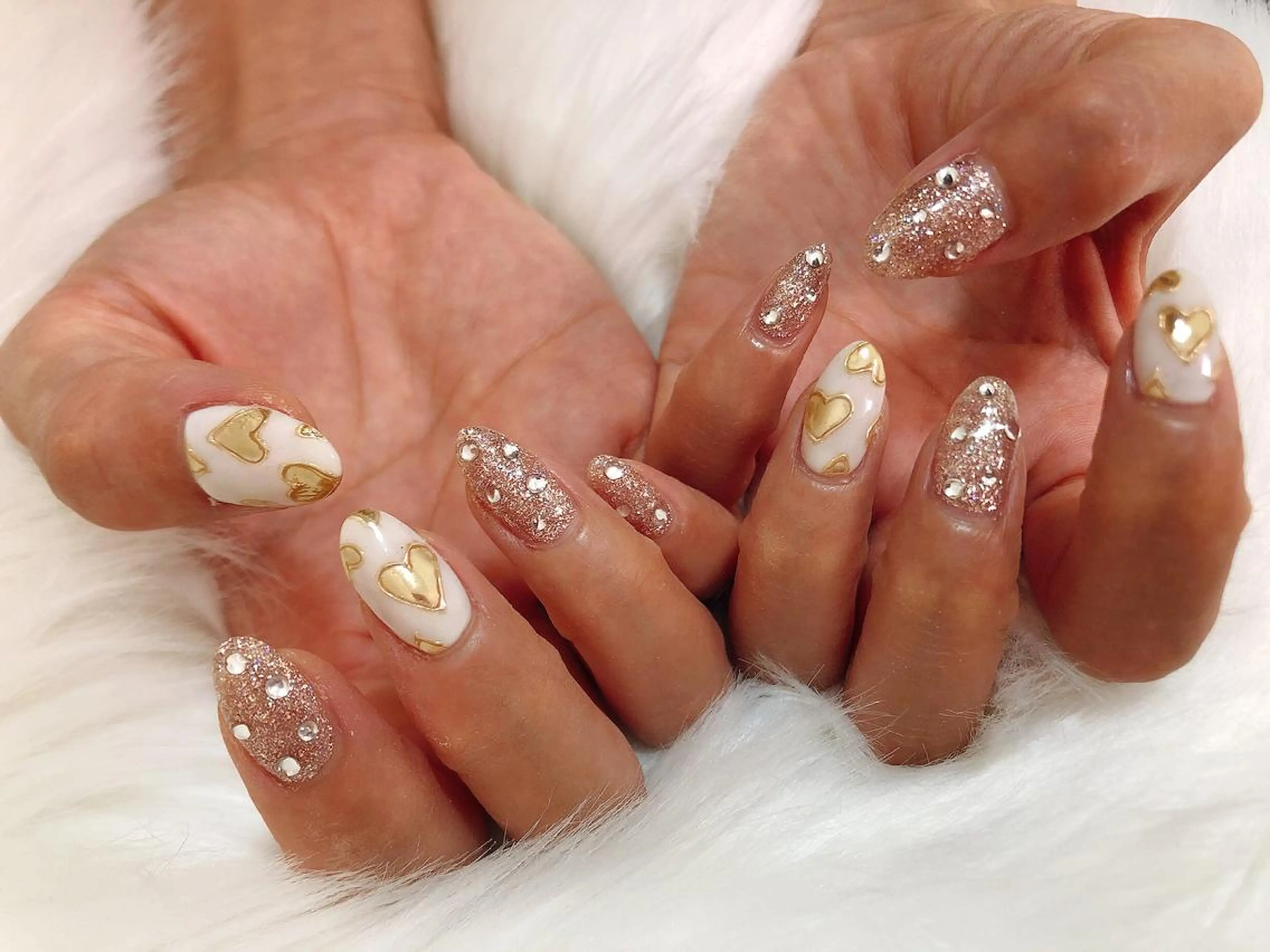 ネイル ハート ハンドネイル kiki nail &brow二子玉川の眉毛・アイブロウイメージ