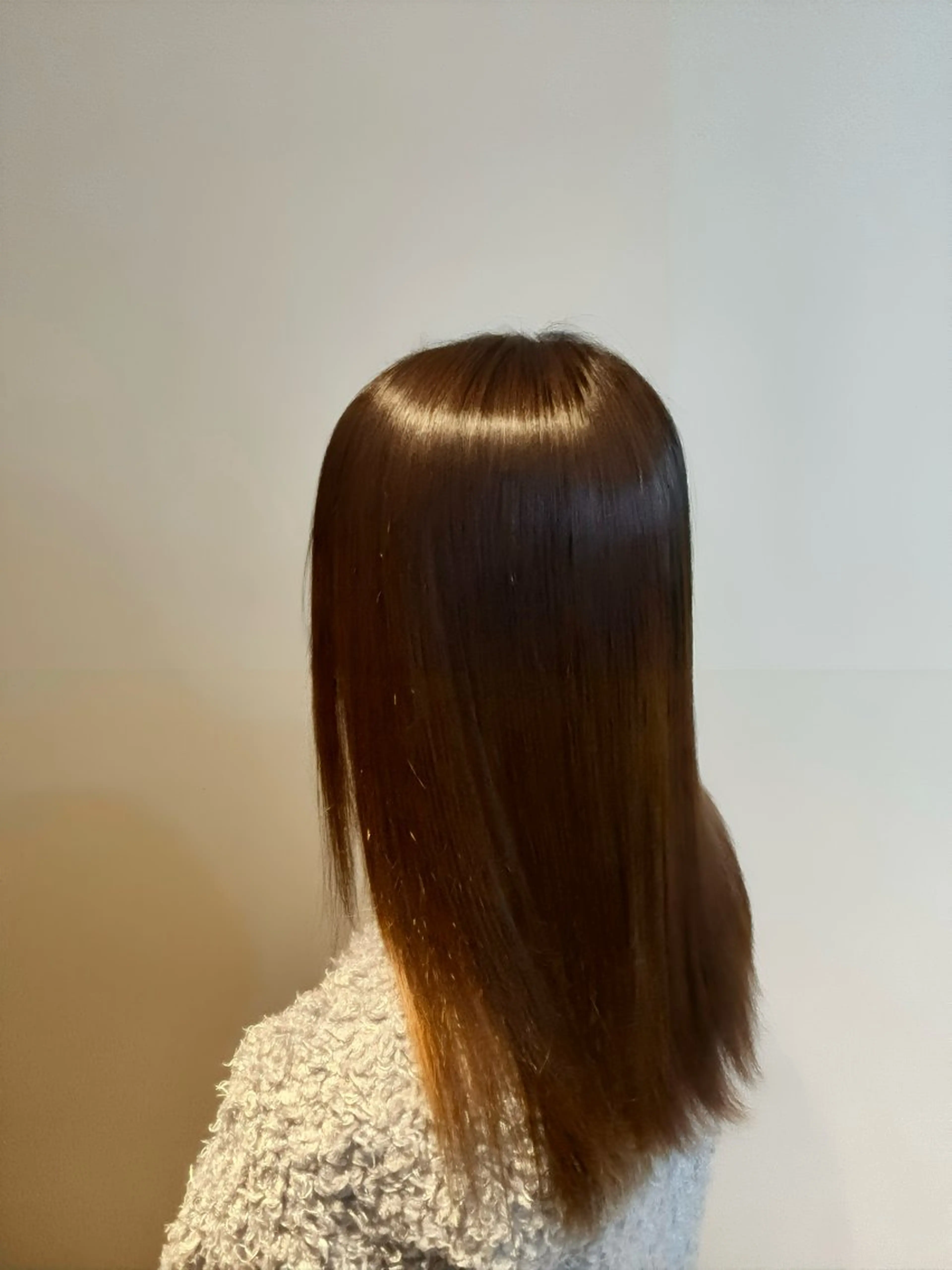 ミディアム 縮毛矯正 佐々木 輝人のヘアスタイル