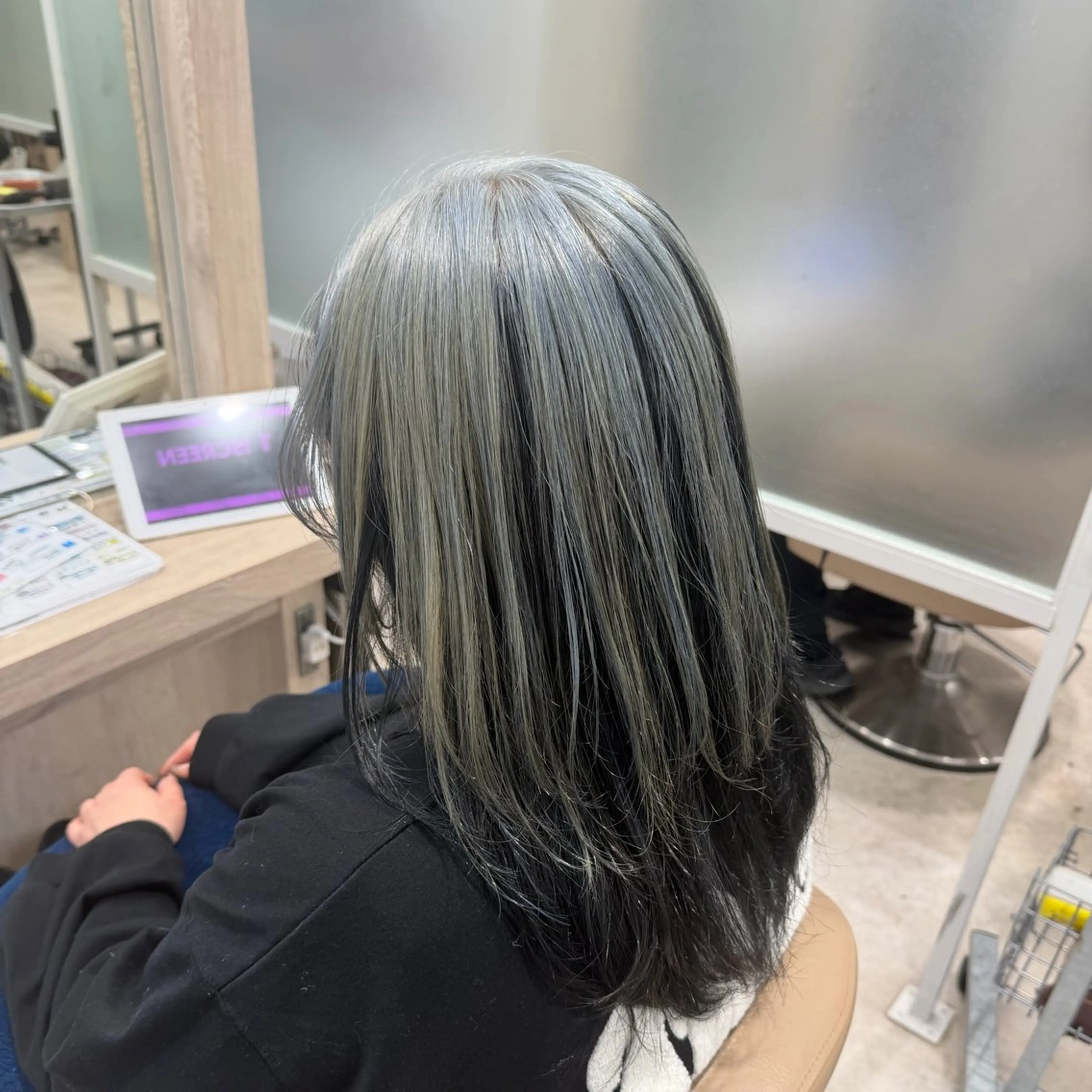 ロング カラー 透明感カラー カット ヘアカラー トリートメント EARTH菊名店👾 ひらのすぐるのヘアスタイル