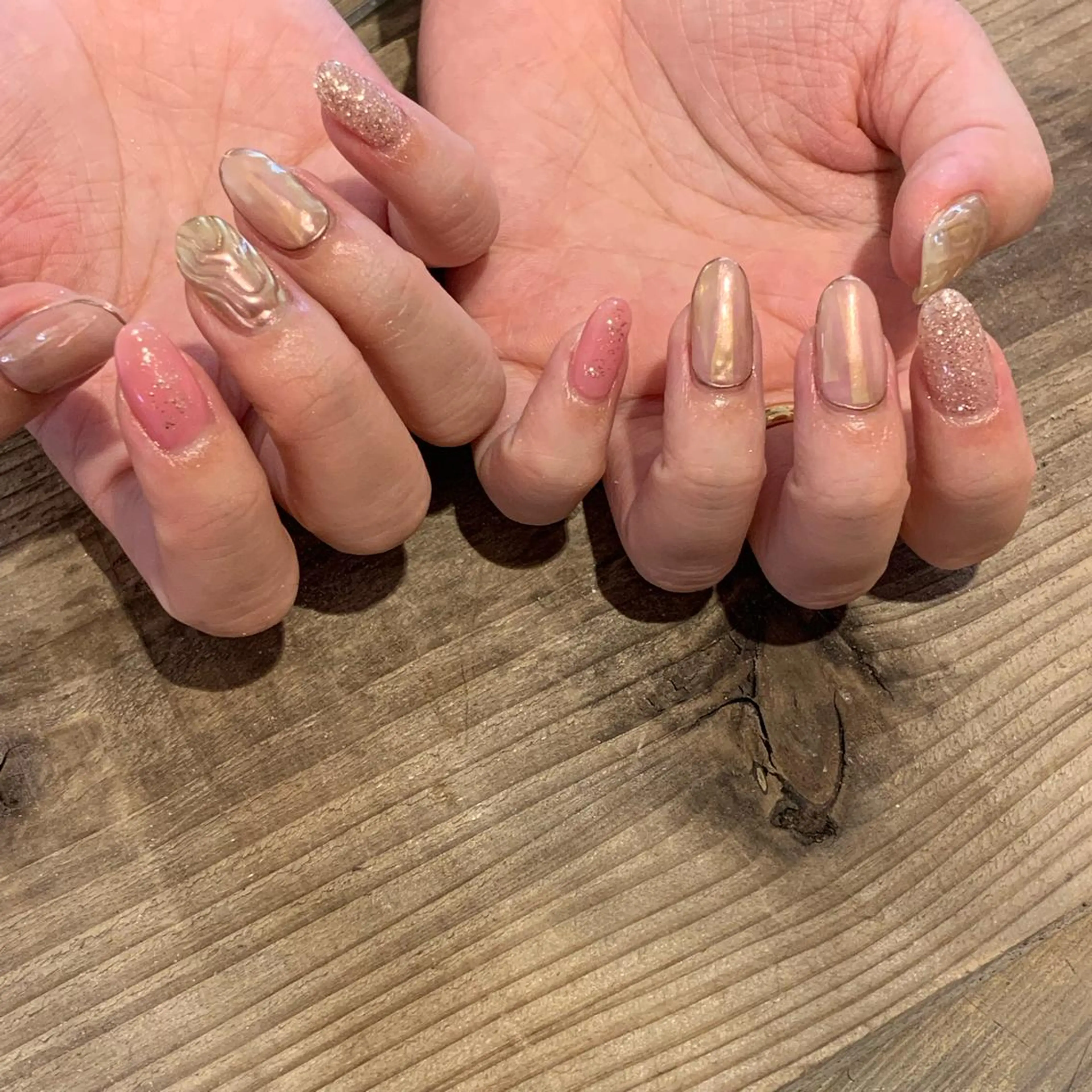 ネイル revia所属・ERI Nailistのネイルデザイン