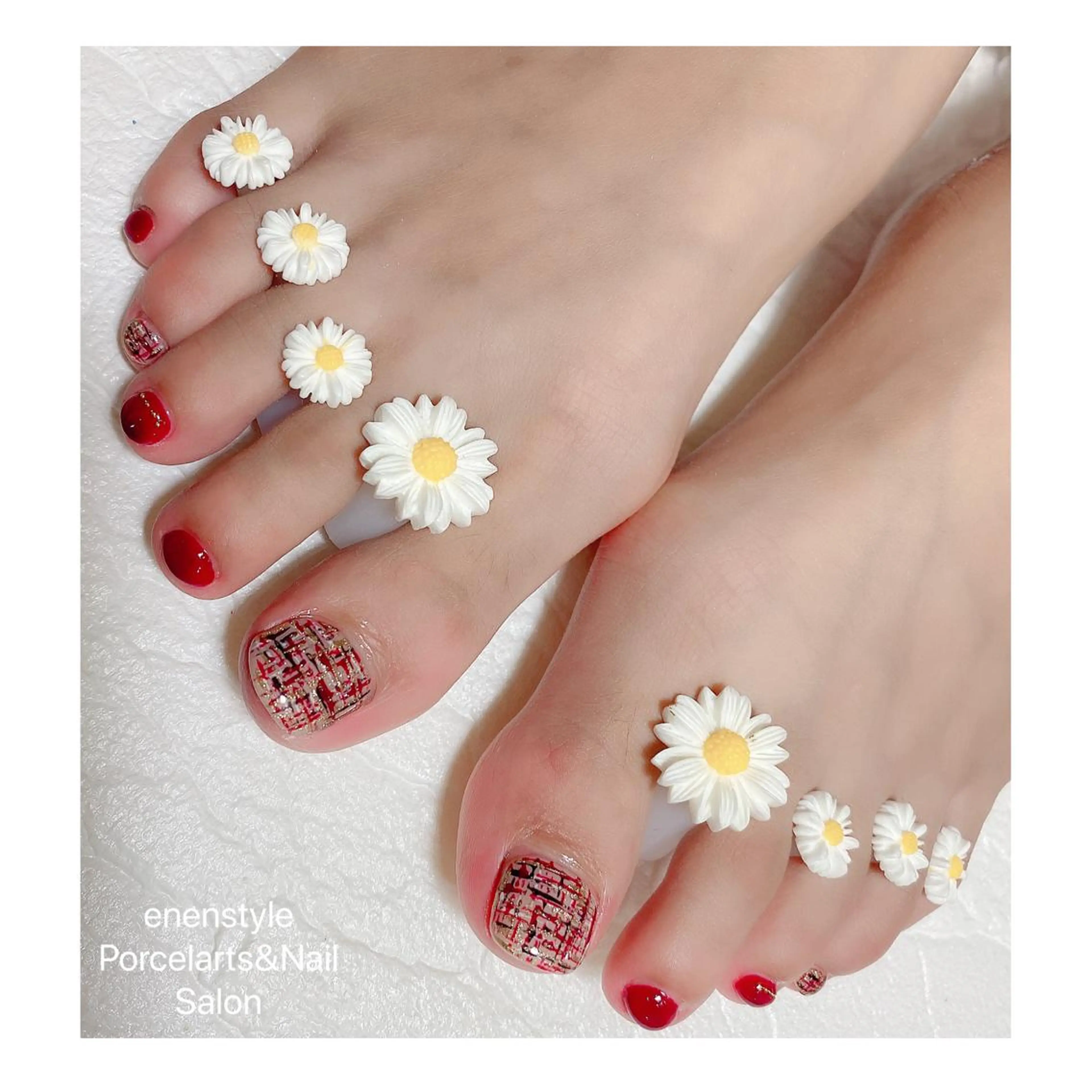 ショート ネイル 👑enen style👑のネイルデザイン