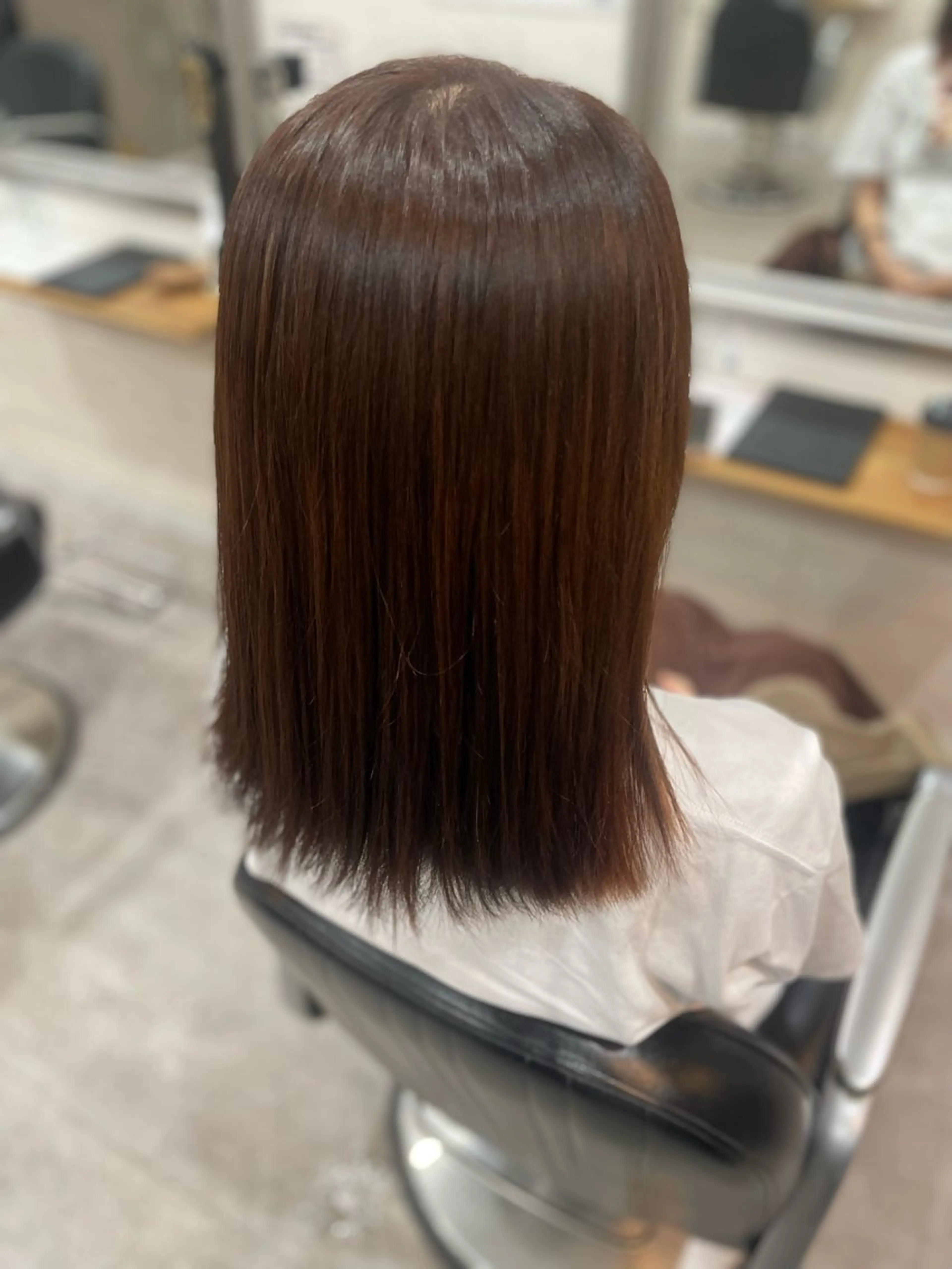 ミディアム カラー 堀川 希歩のヘアスタイル
