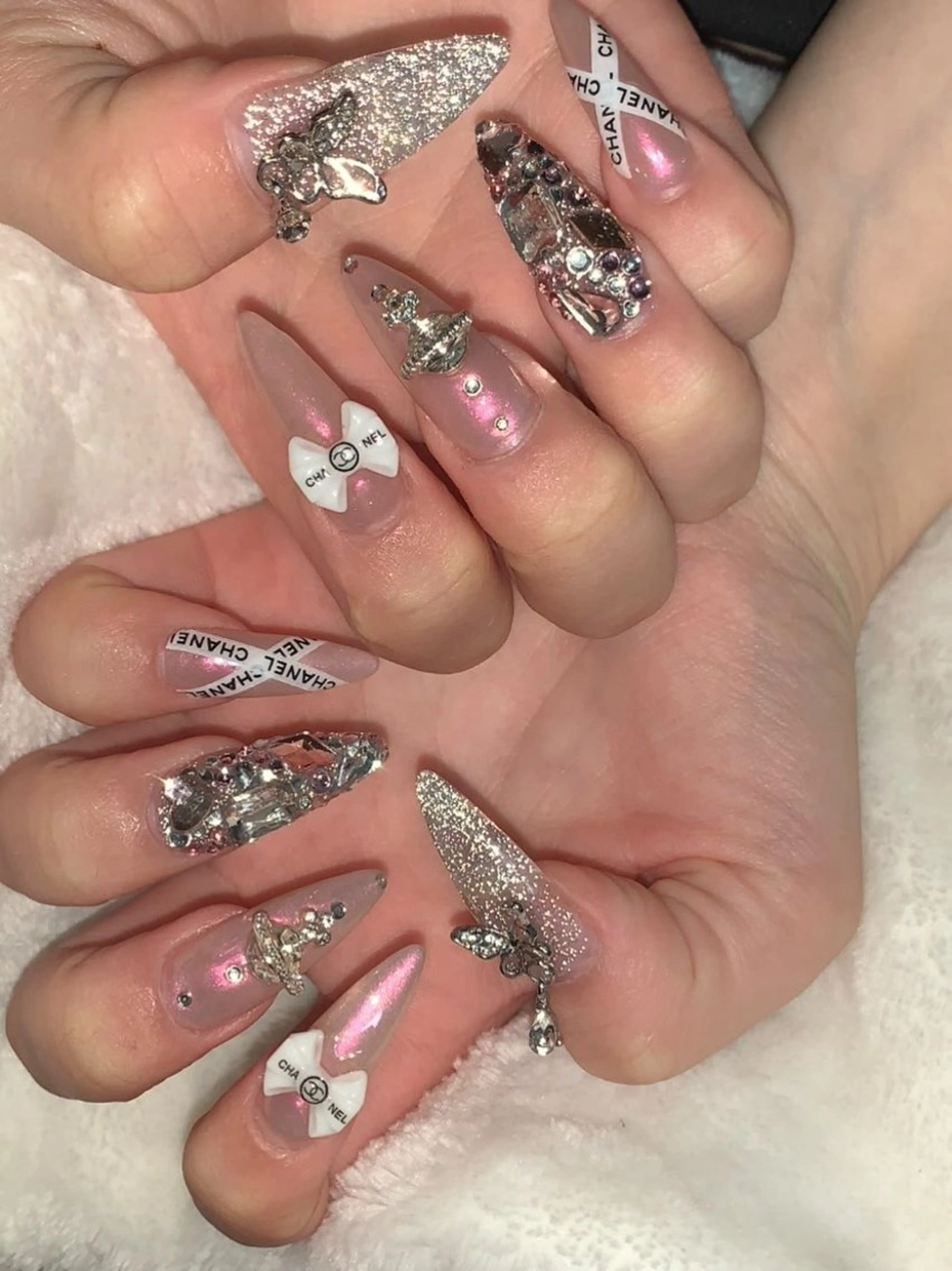 ネイル ハンドネイル nail.salon .Reversalのネイルデザイン