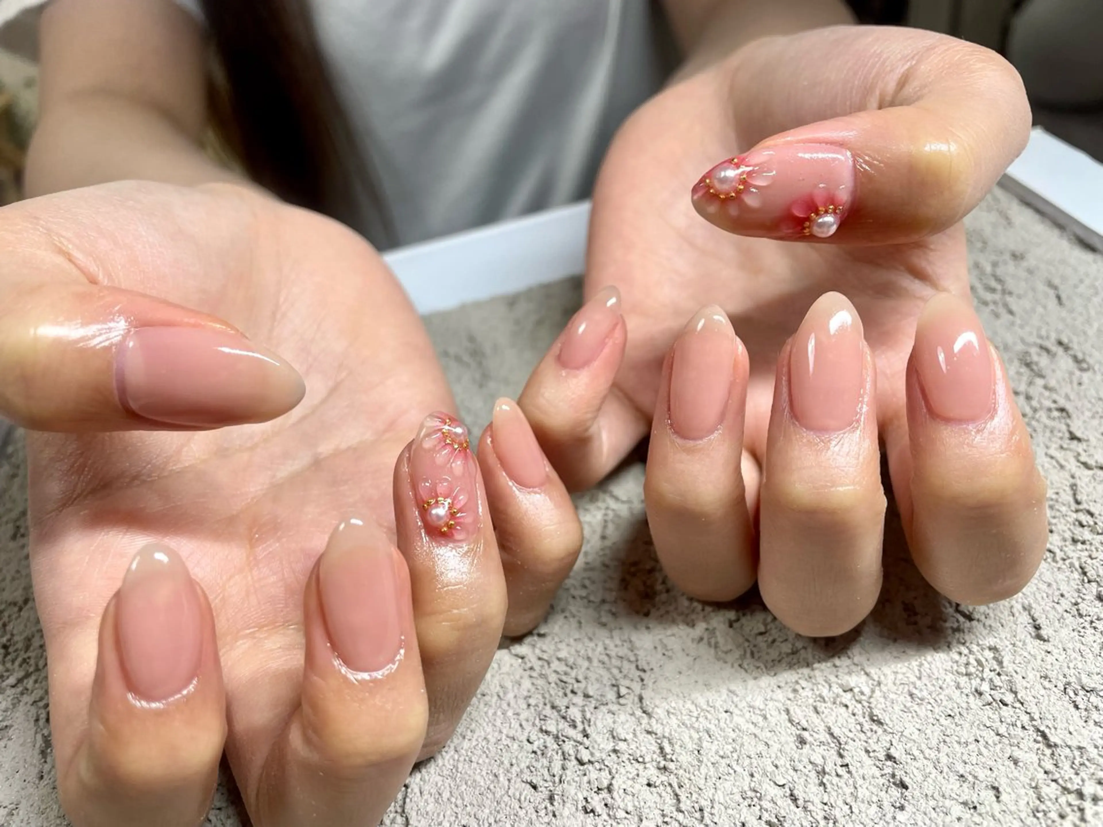 ネイル フラワーネイル ぷっくりネイル salon te.のネイルデザイン