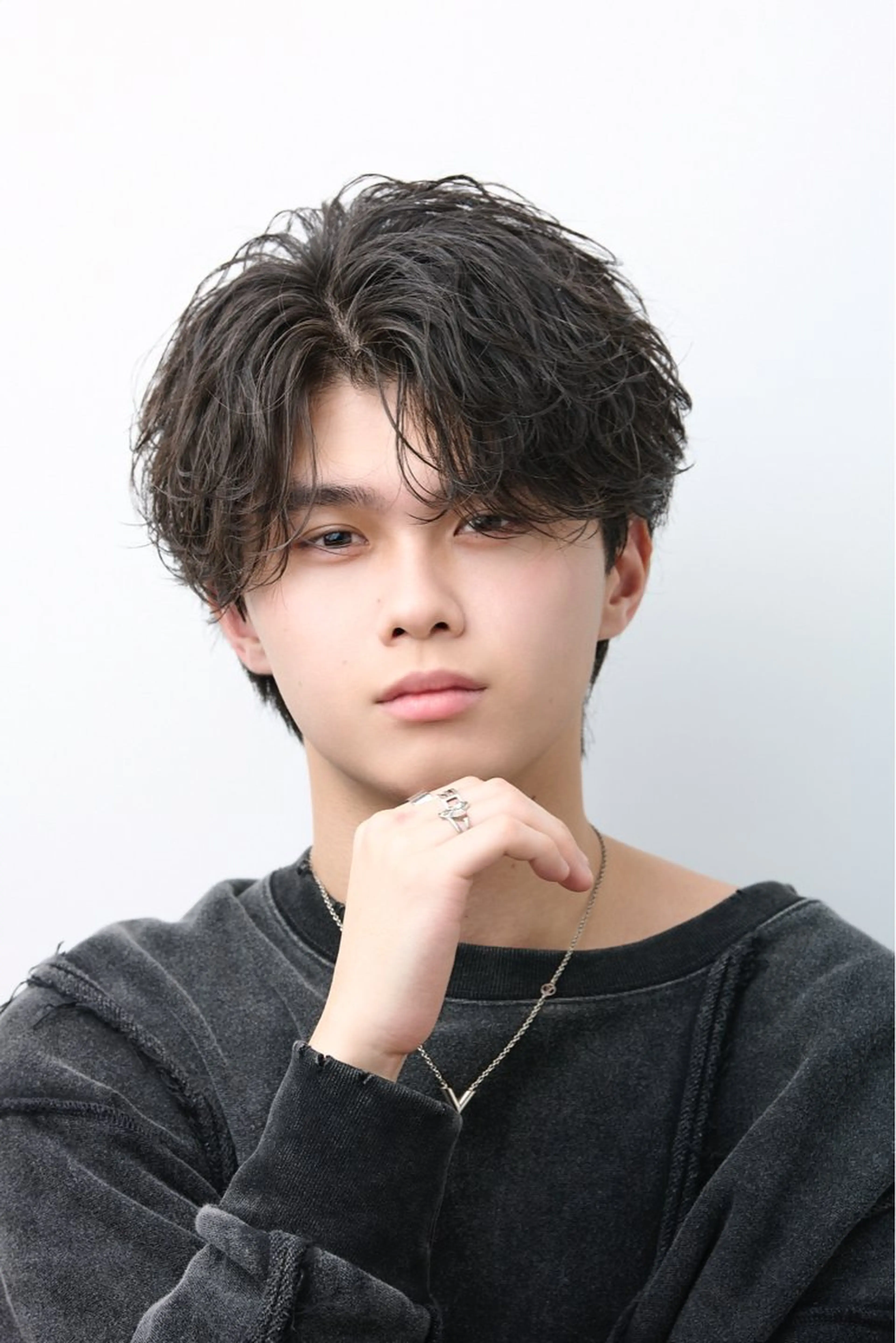 ショート カマタ ハルキのヘアスタイル