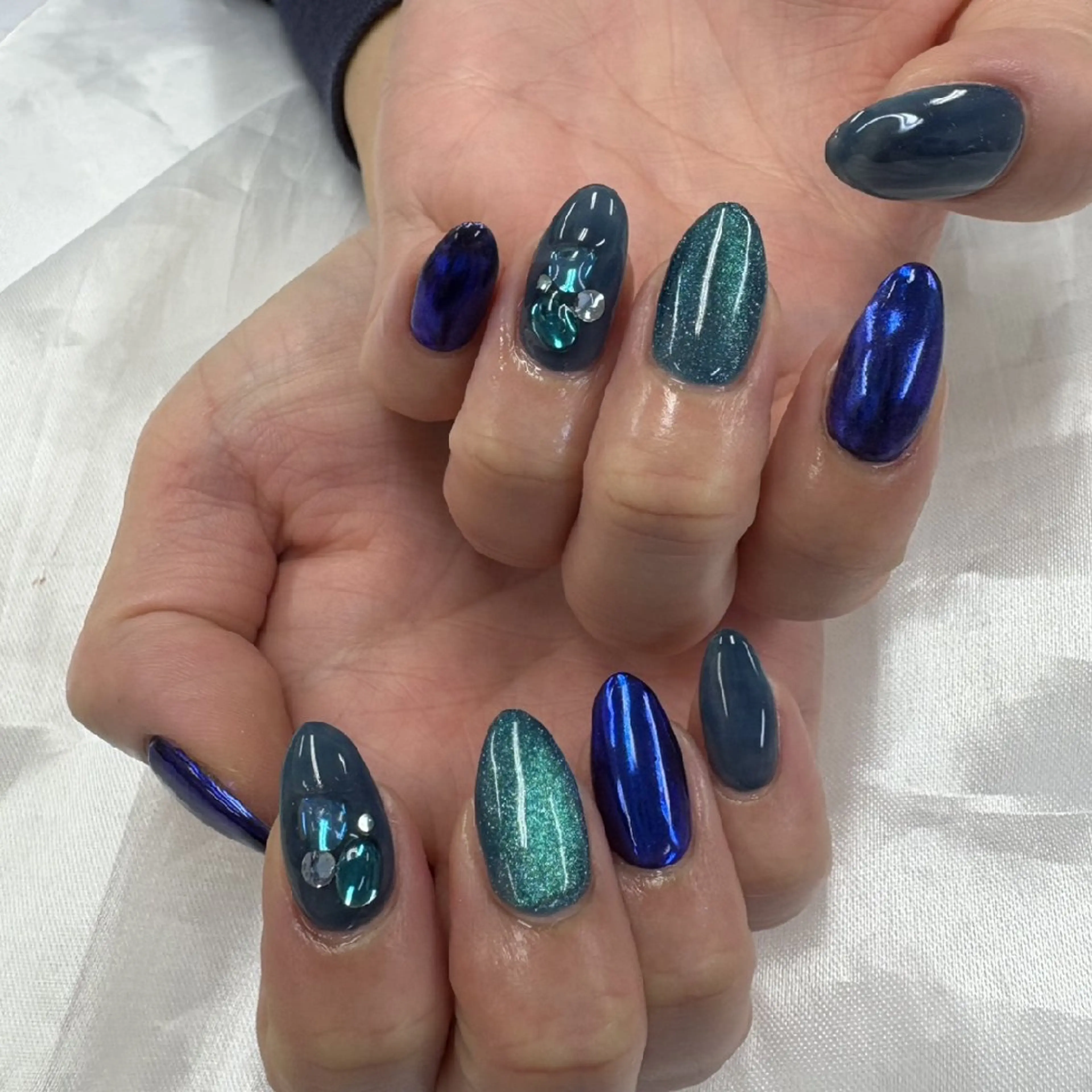 ネイル アートネイル オーロラネイル チークネイル ジェルネイル グラデーション 河野ちえ (雑誌掲載サロン)のネイルデザイン