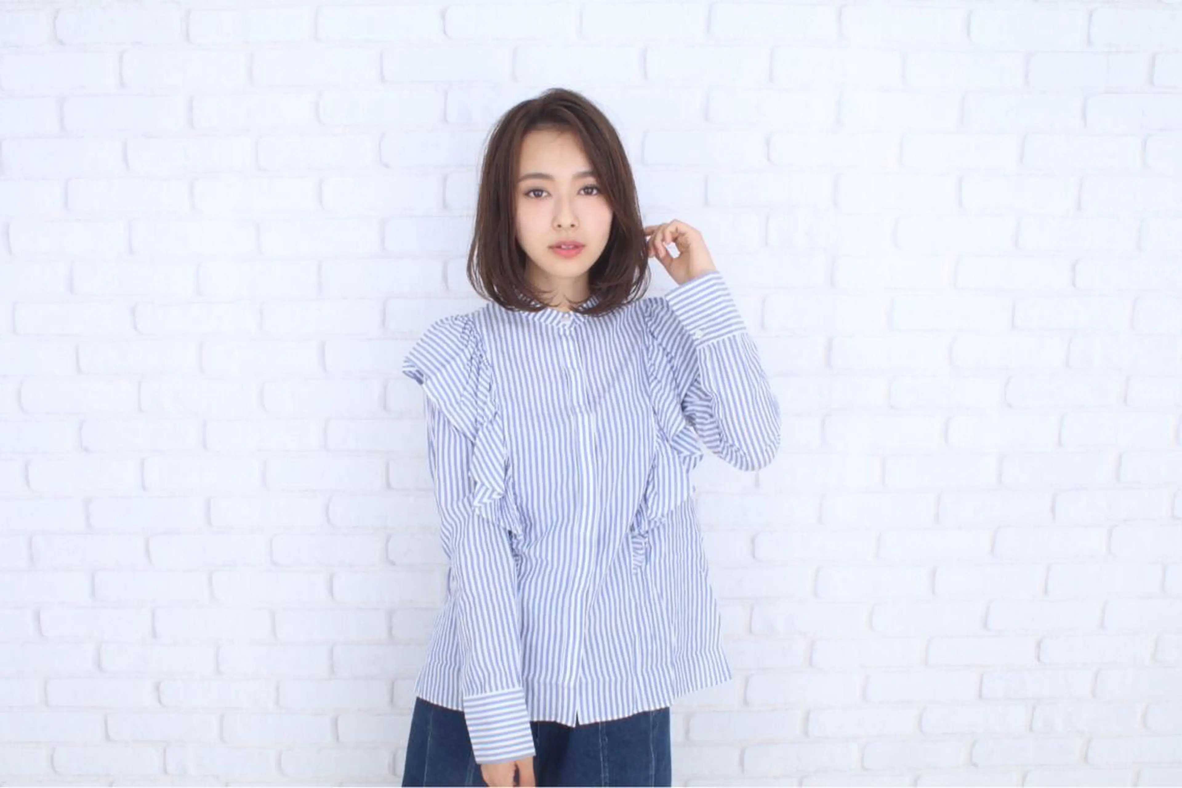 ミディアム カラー noa ノアのヘアスタイル