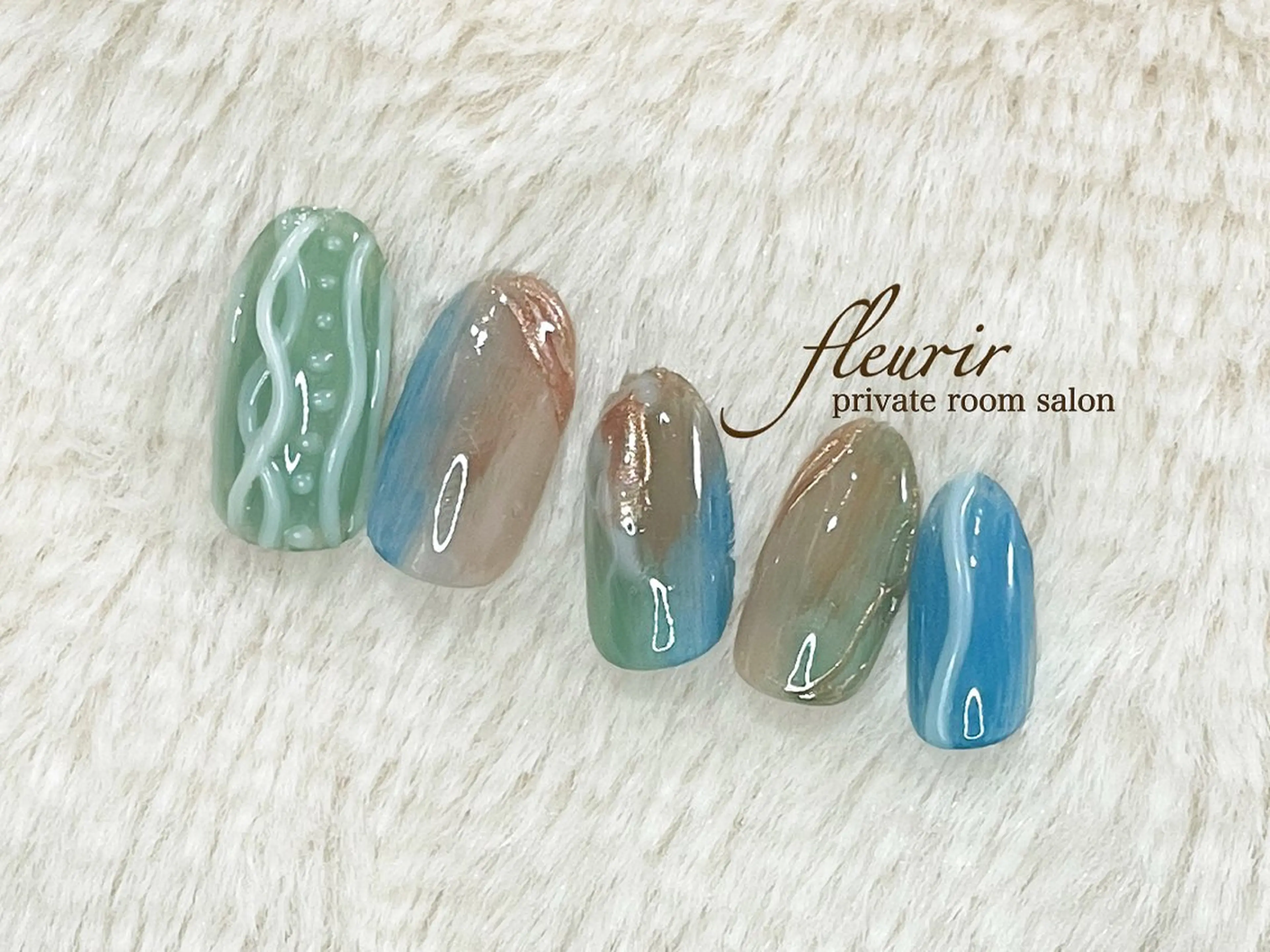 ネイル アートネイル ミラーネイル フルリール 【プライベートサロンのネイルデザイン