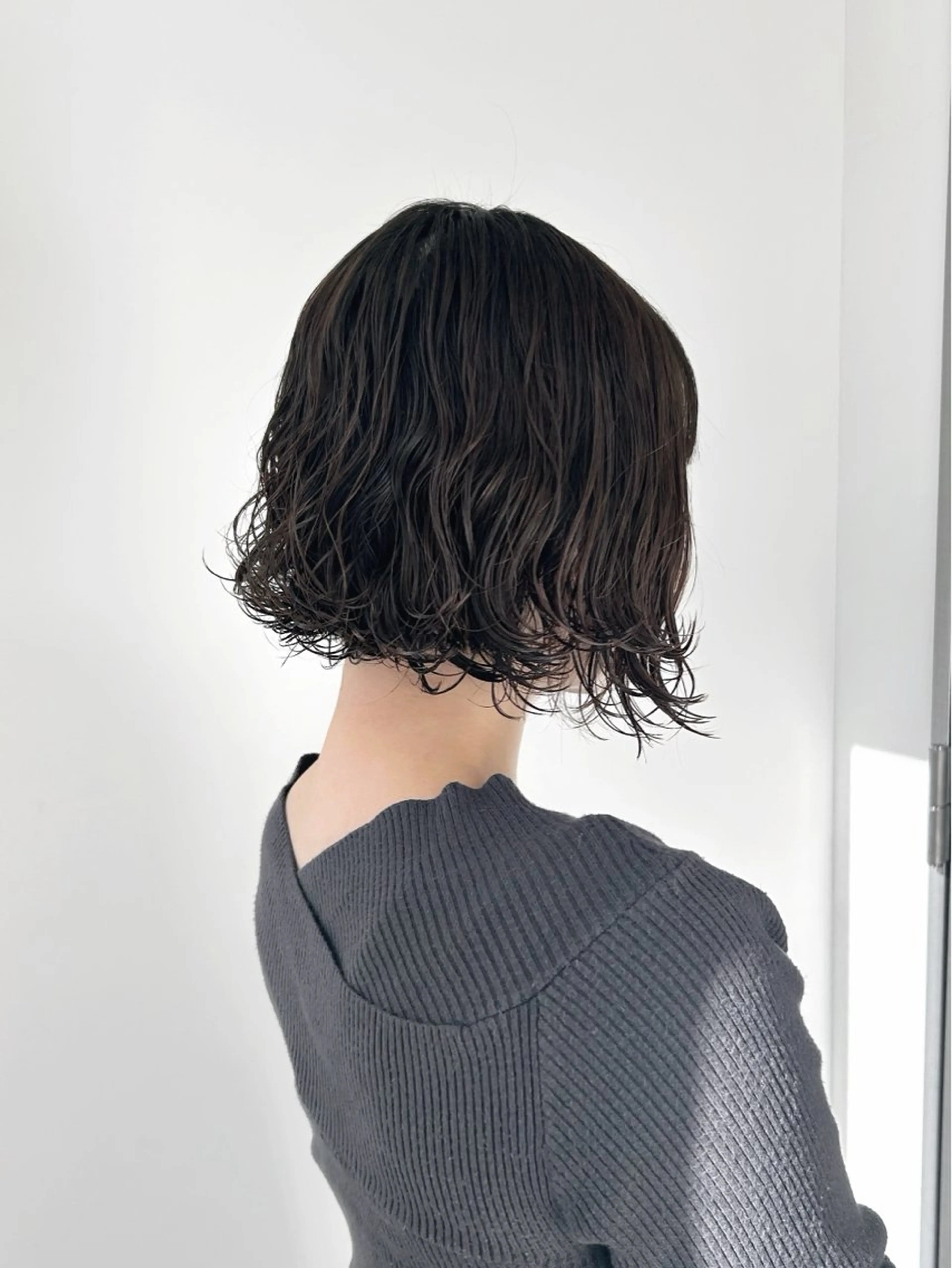 ミディアム カラー パーマ カット ヘアカラー ENIF ツキのヘアスタイル