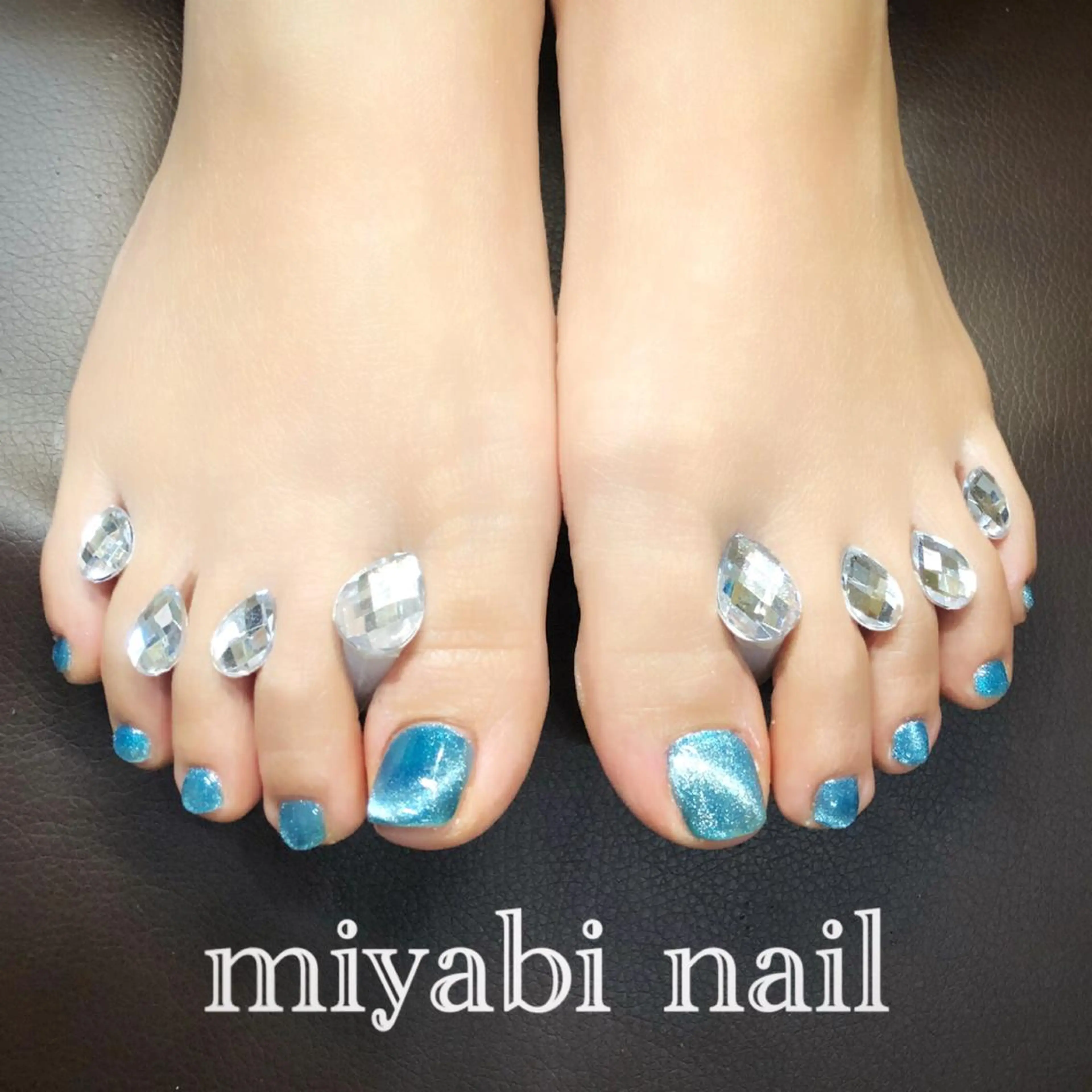ネイル ブルー フットネイル マグネットネイル フットネイル miyabi nail 桂川駅近くのネイルデザイン