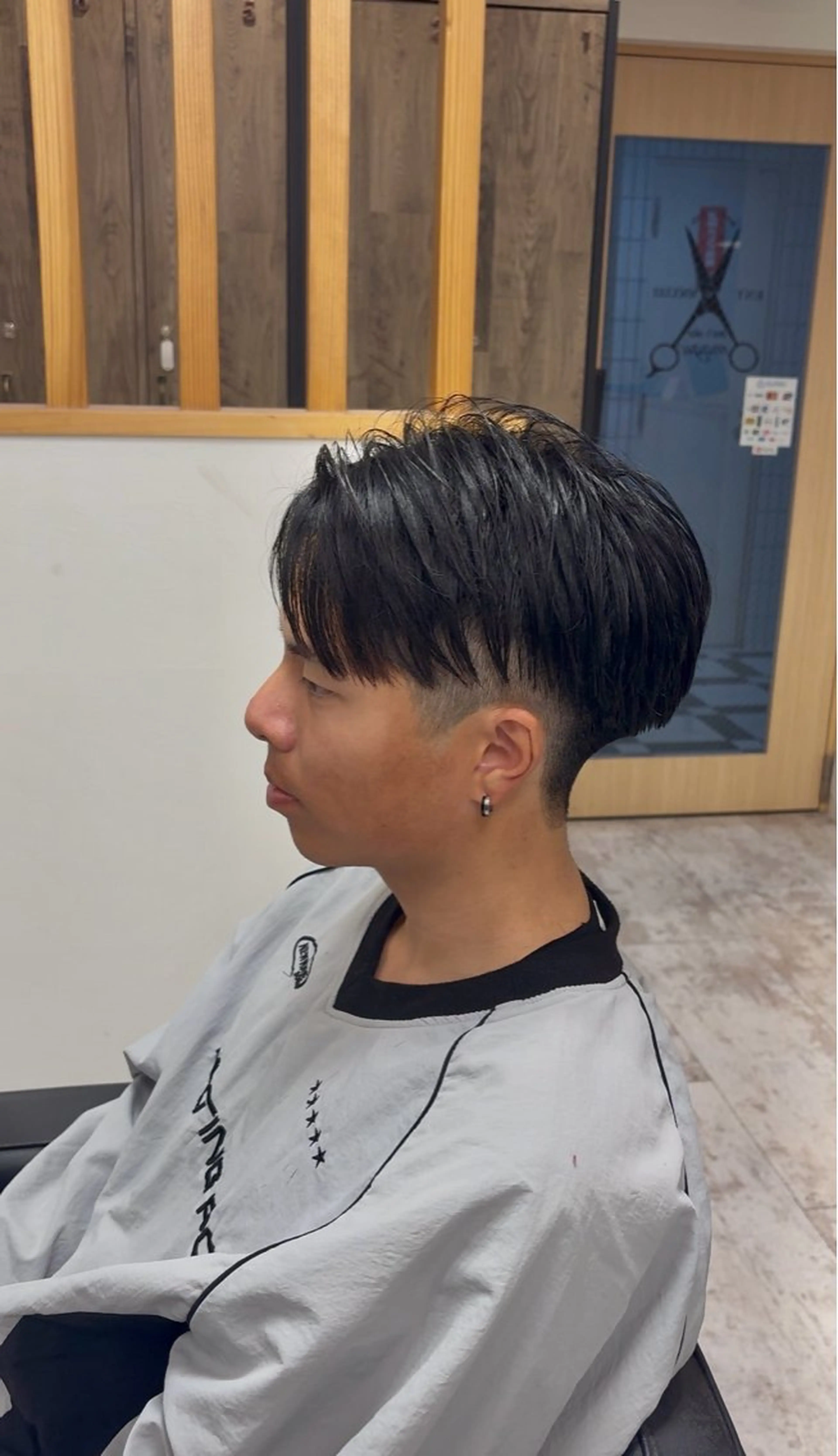 ショート メンズ センターパート メンズサロン リョウタのヘアスタイル