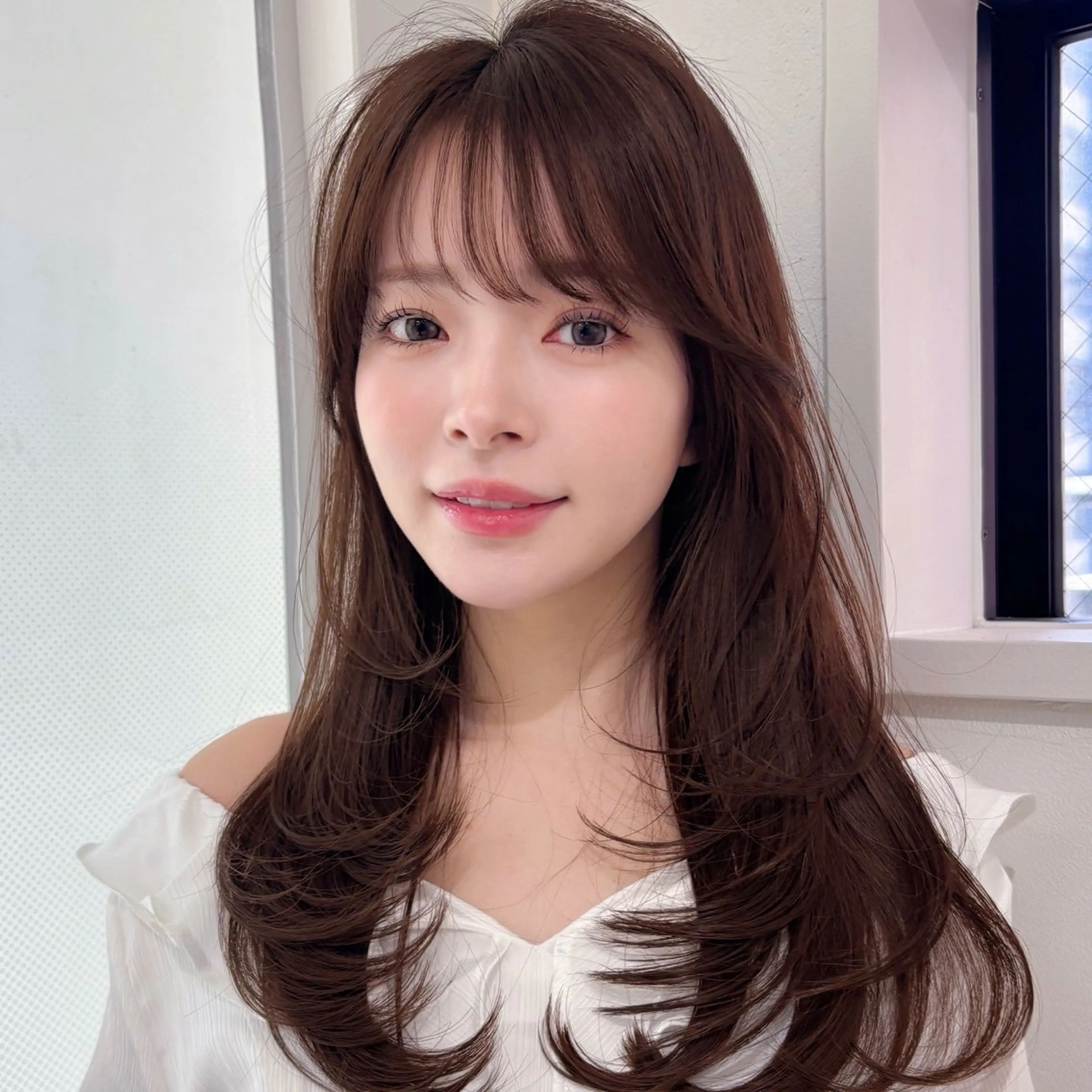 《赤字覚悟》❣️盛れる❣️顔まわりメンテナンスカット➕透明感カラー🇰🇷超音波アイロン韓国水トリートメント付き🇰🇷の写真