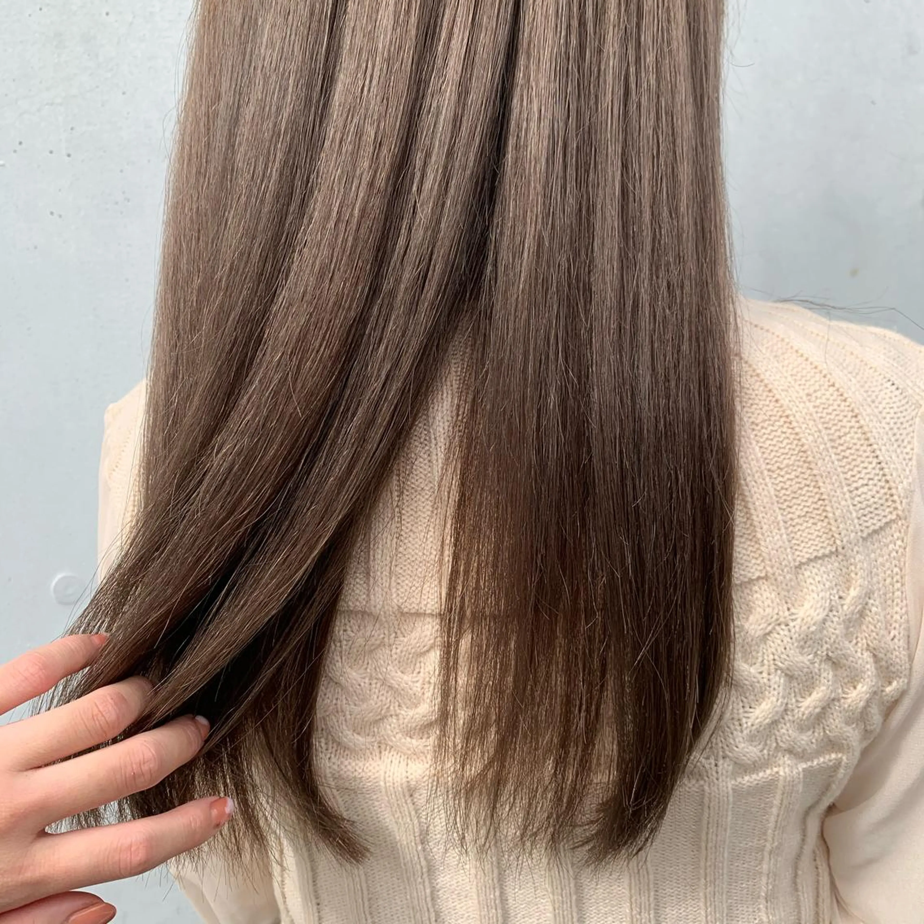 ロング ヘアカラー トリートメント 透明感カラー 金村真子のヘアスタイル