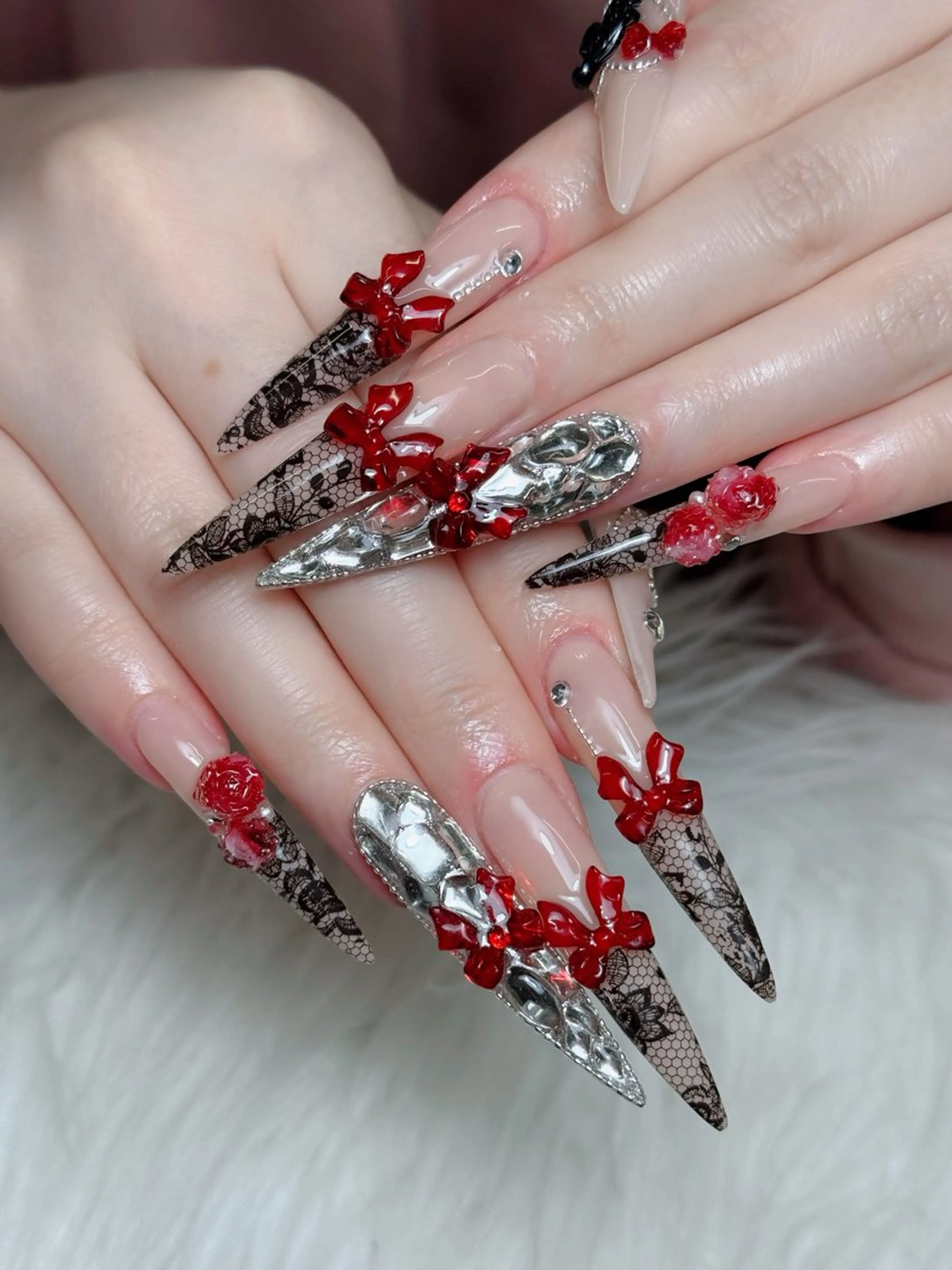 ネイル オーロラネイル チークネイル 長さ出し フレンチネイル 韓国ネイル ハンドネイル Lumi Shinokuboのネイルデザイン