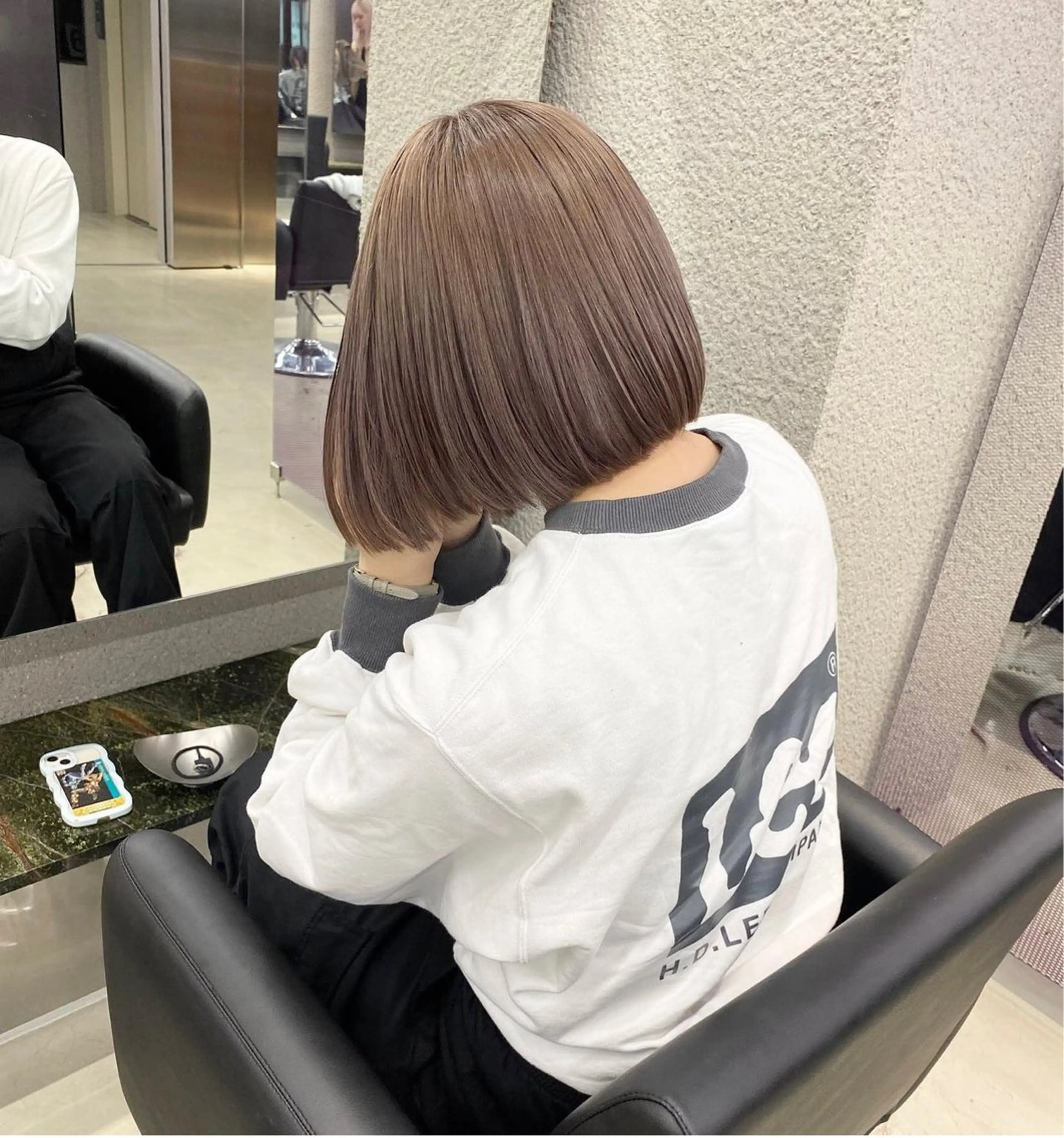 カラー ブリーチ PELE Nagomiのヘアスタイル