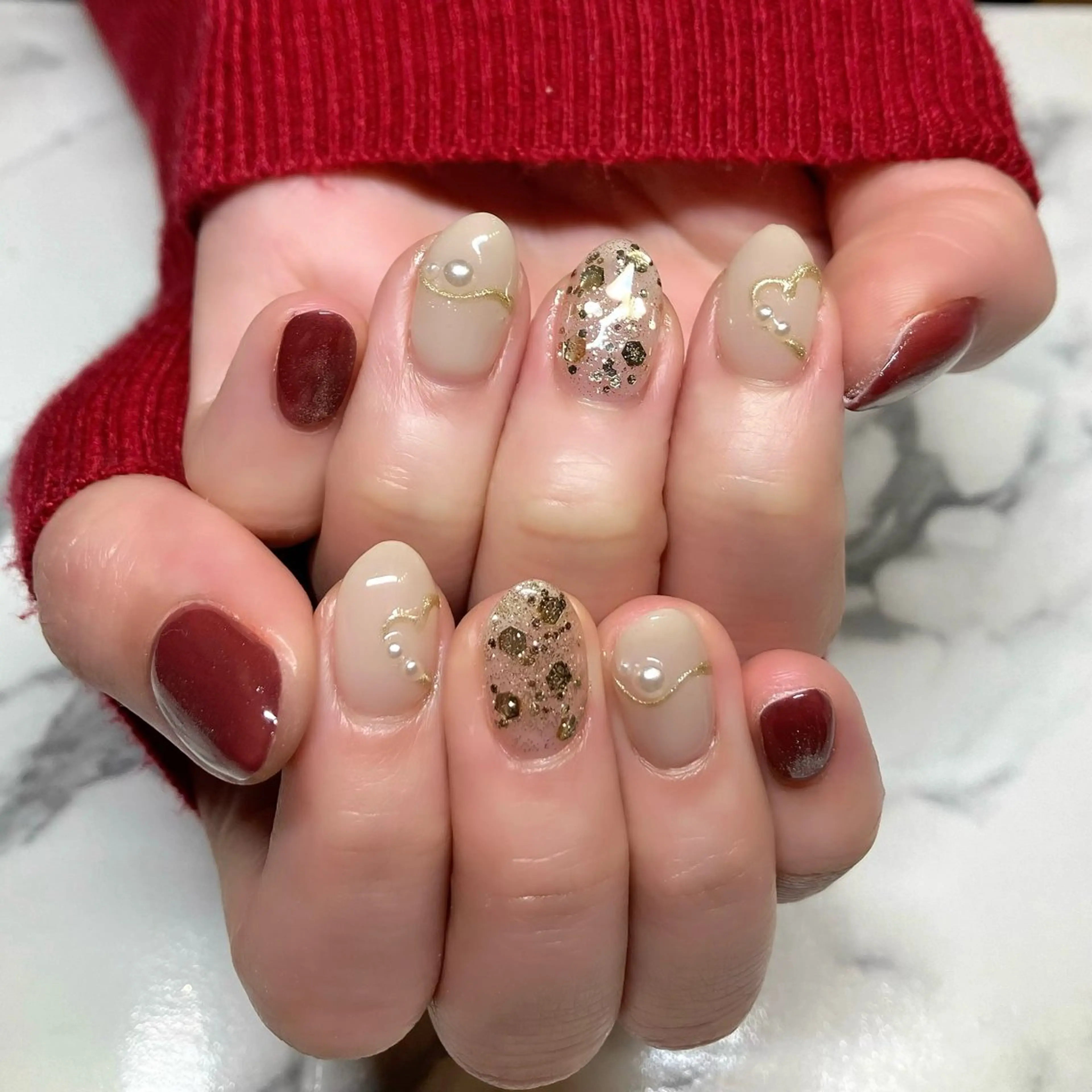 ネイル ハート マグネットネイル ミラーネイル 赤色 バレンタイン MALAMA NAILのネイルデザイン