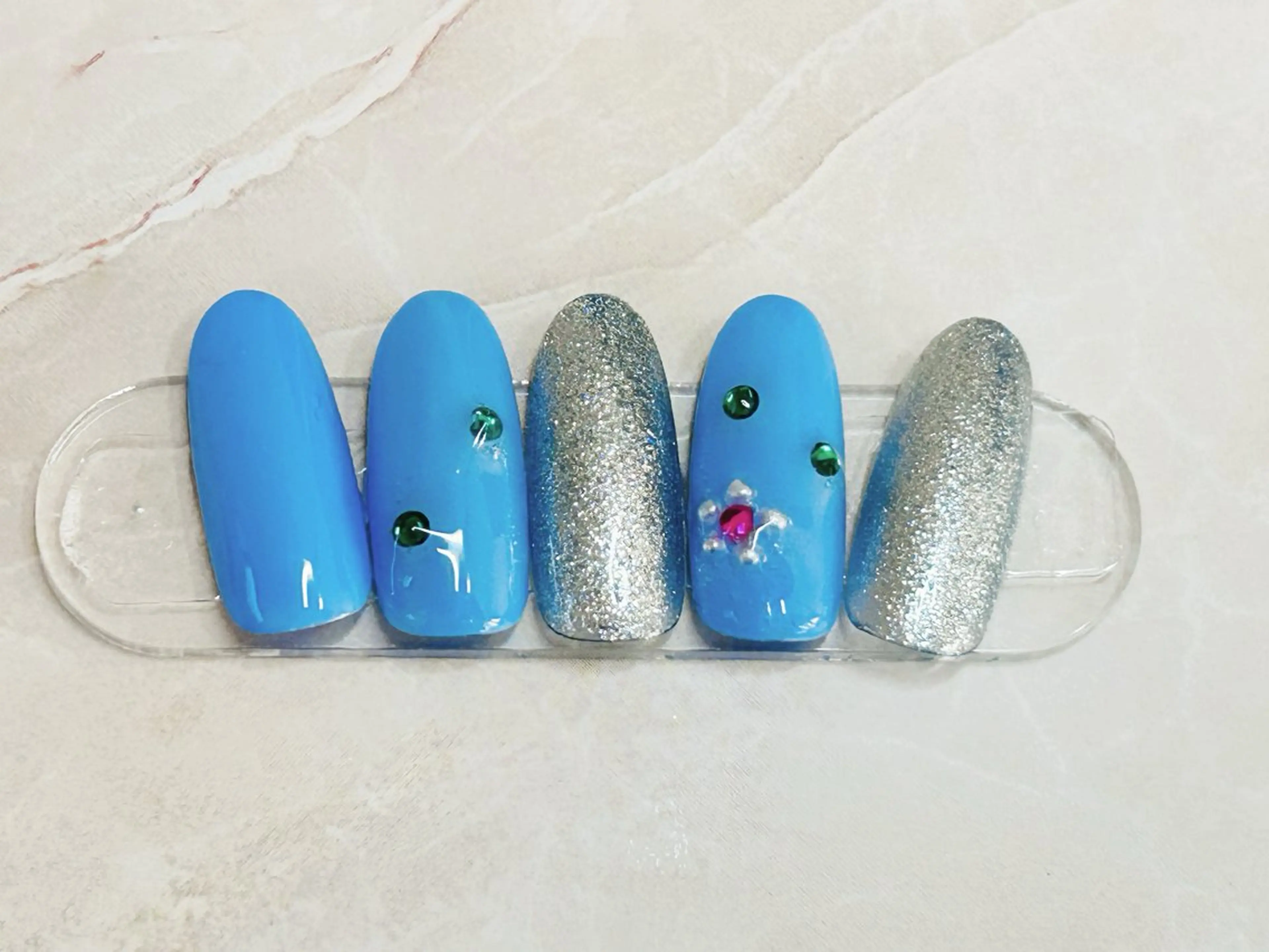 ネイル 水色 nico nailのネイルデザイン