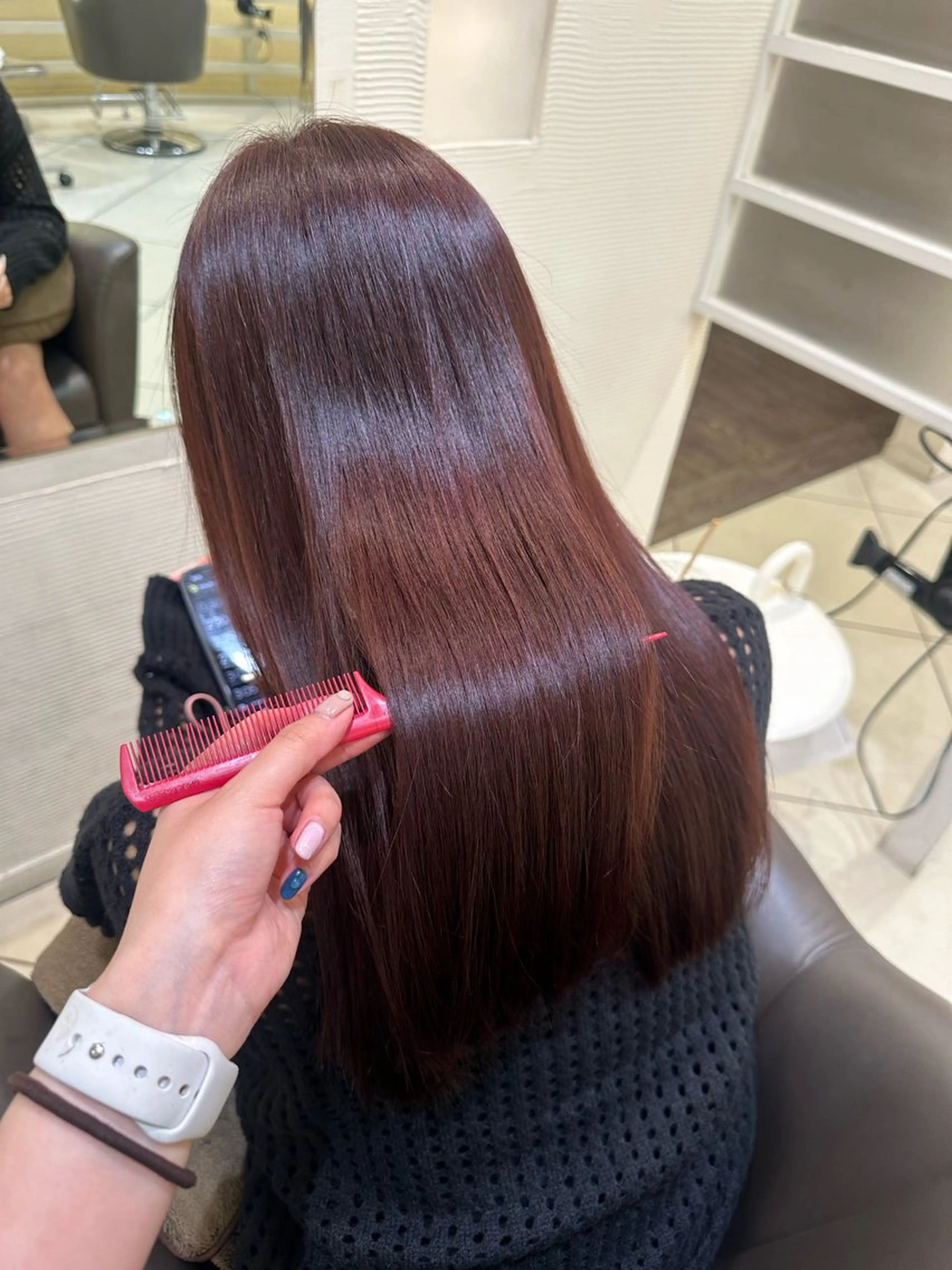 ロング カラー ヘアアレンジ タイトボブ個性派カラ ーAKANEのヘアスタイル