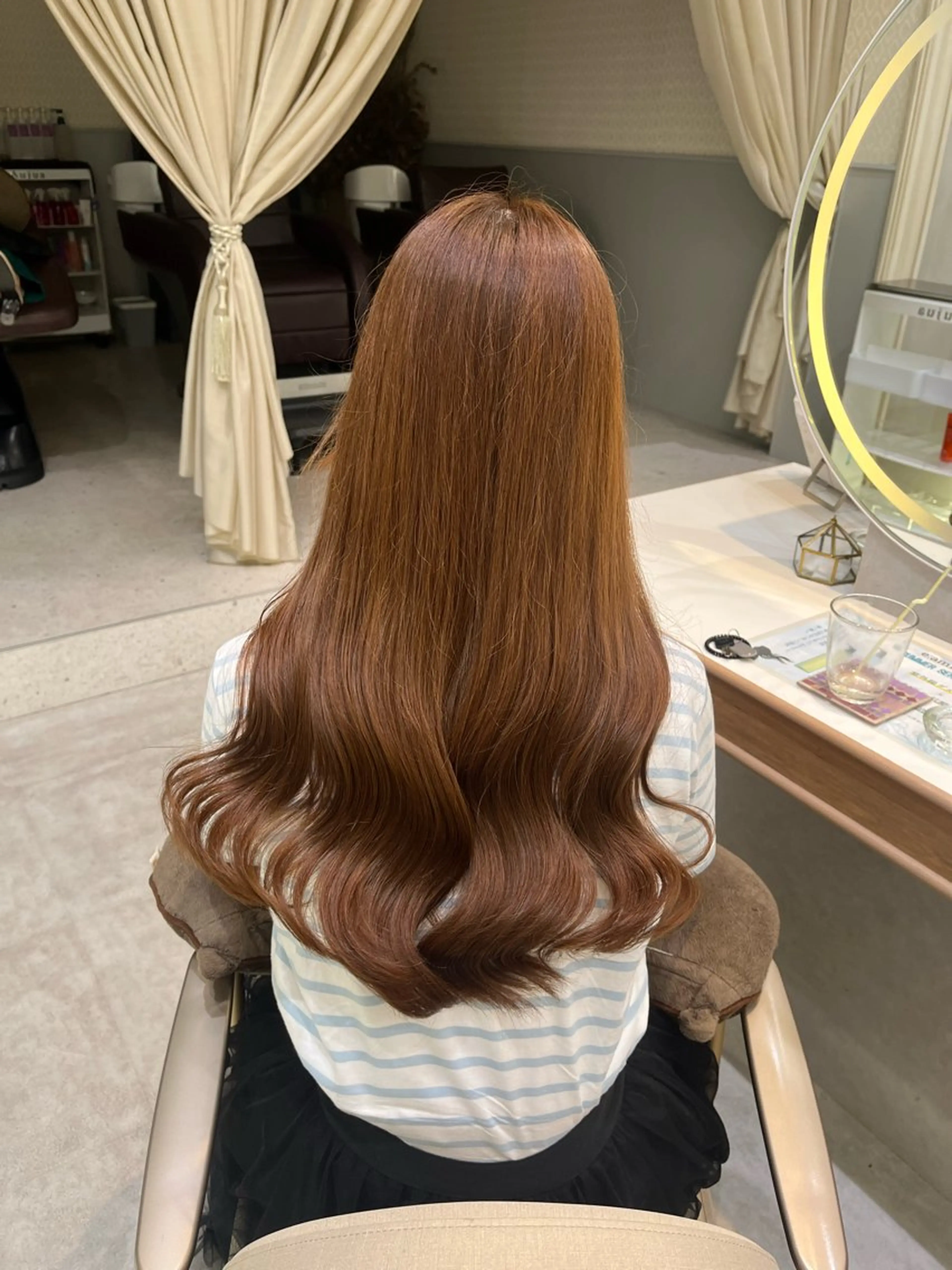 ロング カラー 𝑴𝑰𝑨🎀赤髪 /ピンク/髪質改善のヘアスタイル