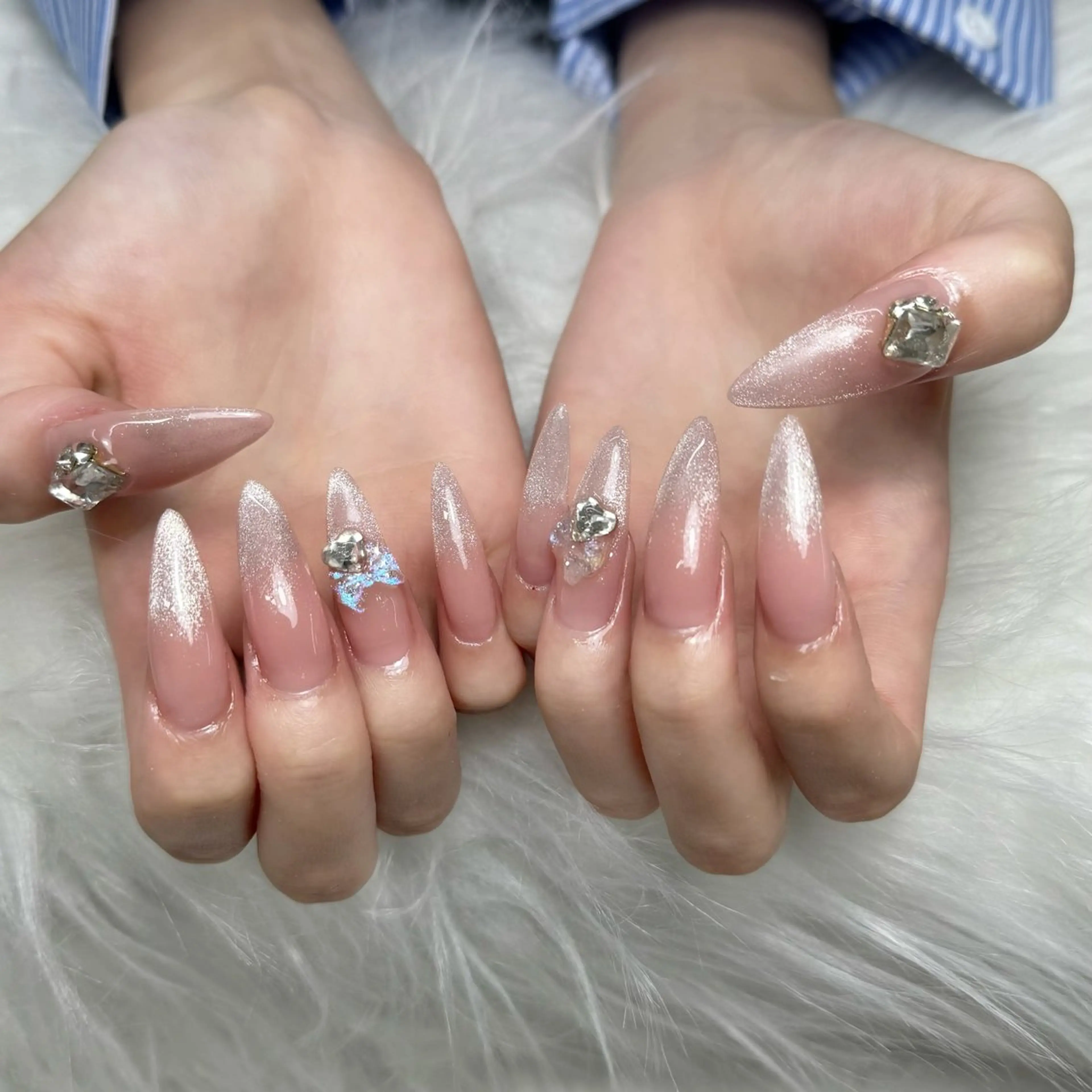 ネイル ハンドネイル ハンドケア Nova Nail Salonのネイルデザイン