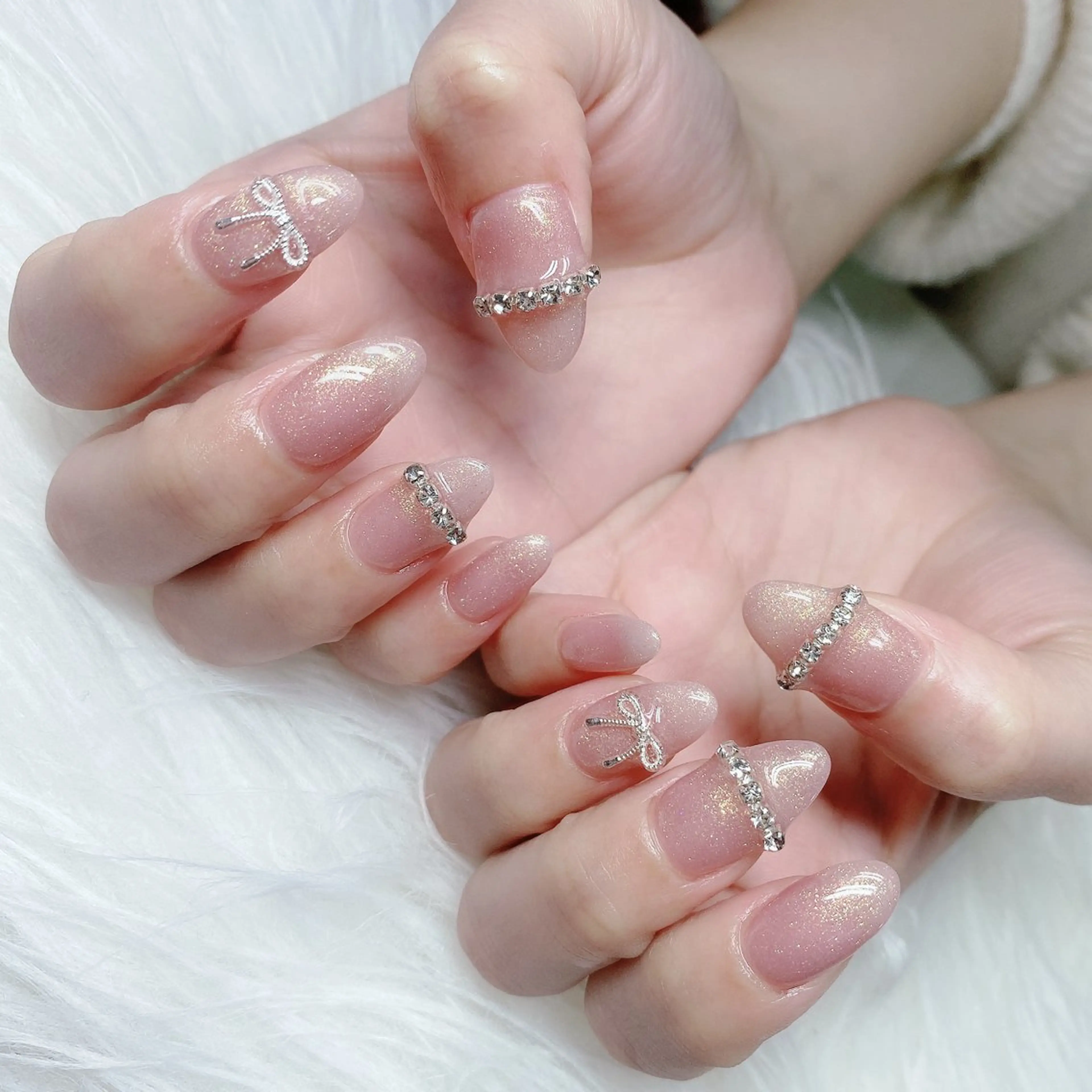 ネイル ハンドネイル ハンドケア UniqueNail 長さだし専門店のネイルデザイン