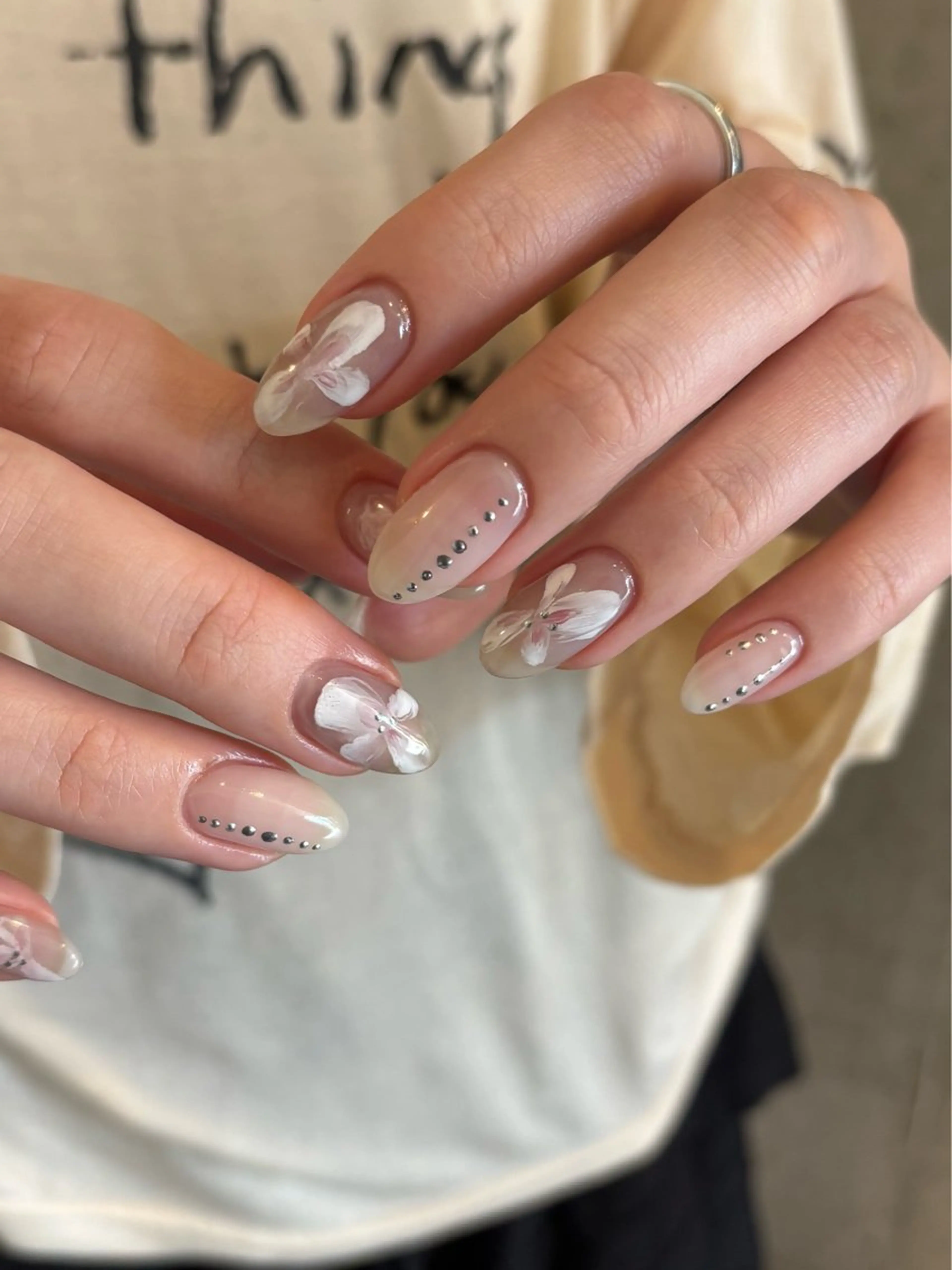 ネイル Manon Tomiのネイルデザイン