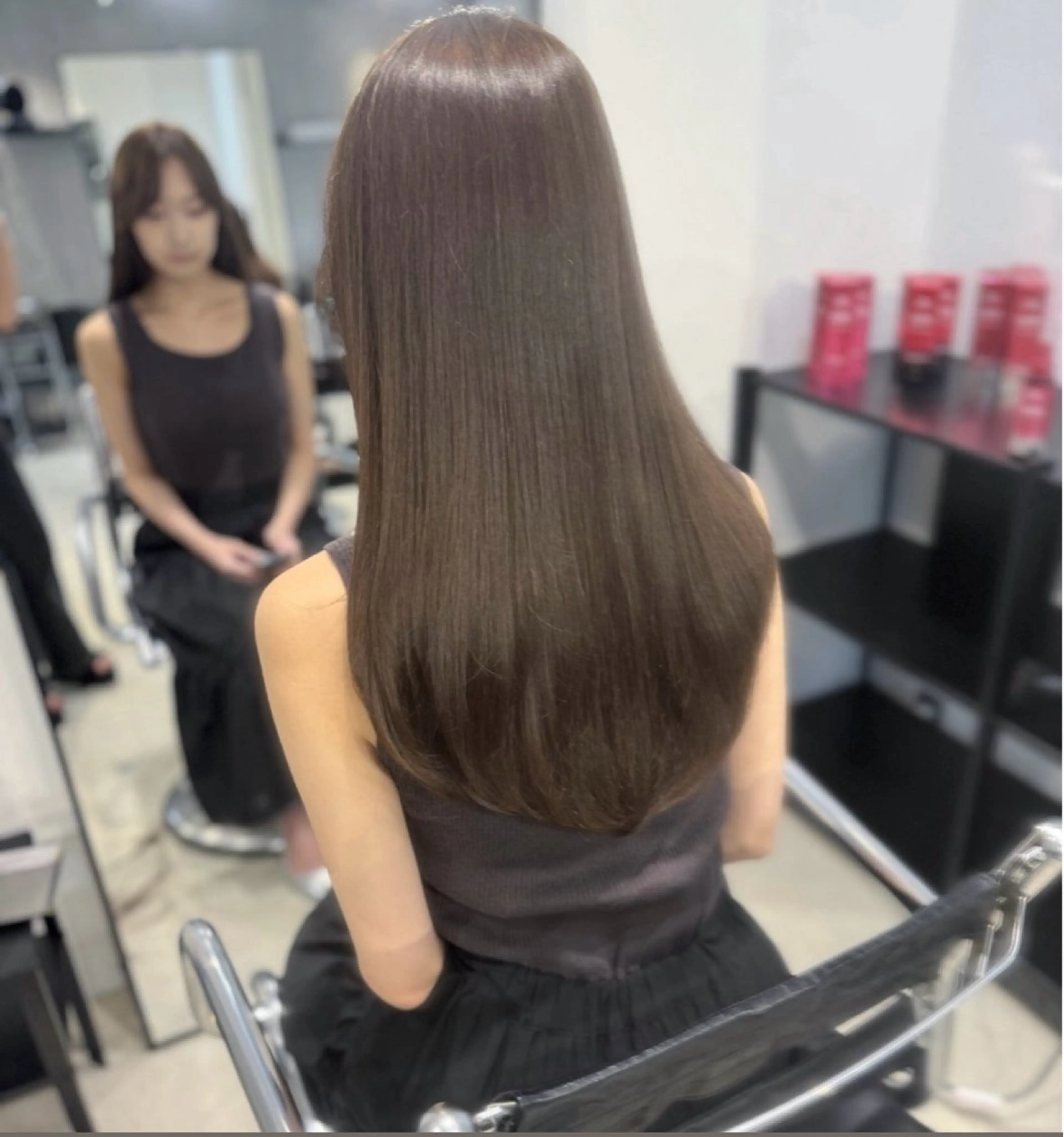 ロング カラー パーマ ヘアアレンジ カット ヘアカラー トリートメント 透明感/オリーブ/ グレージュ/YUKAのヘアスタイル