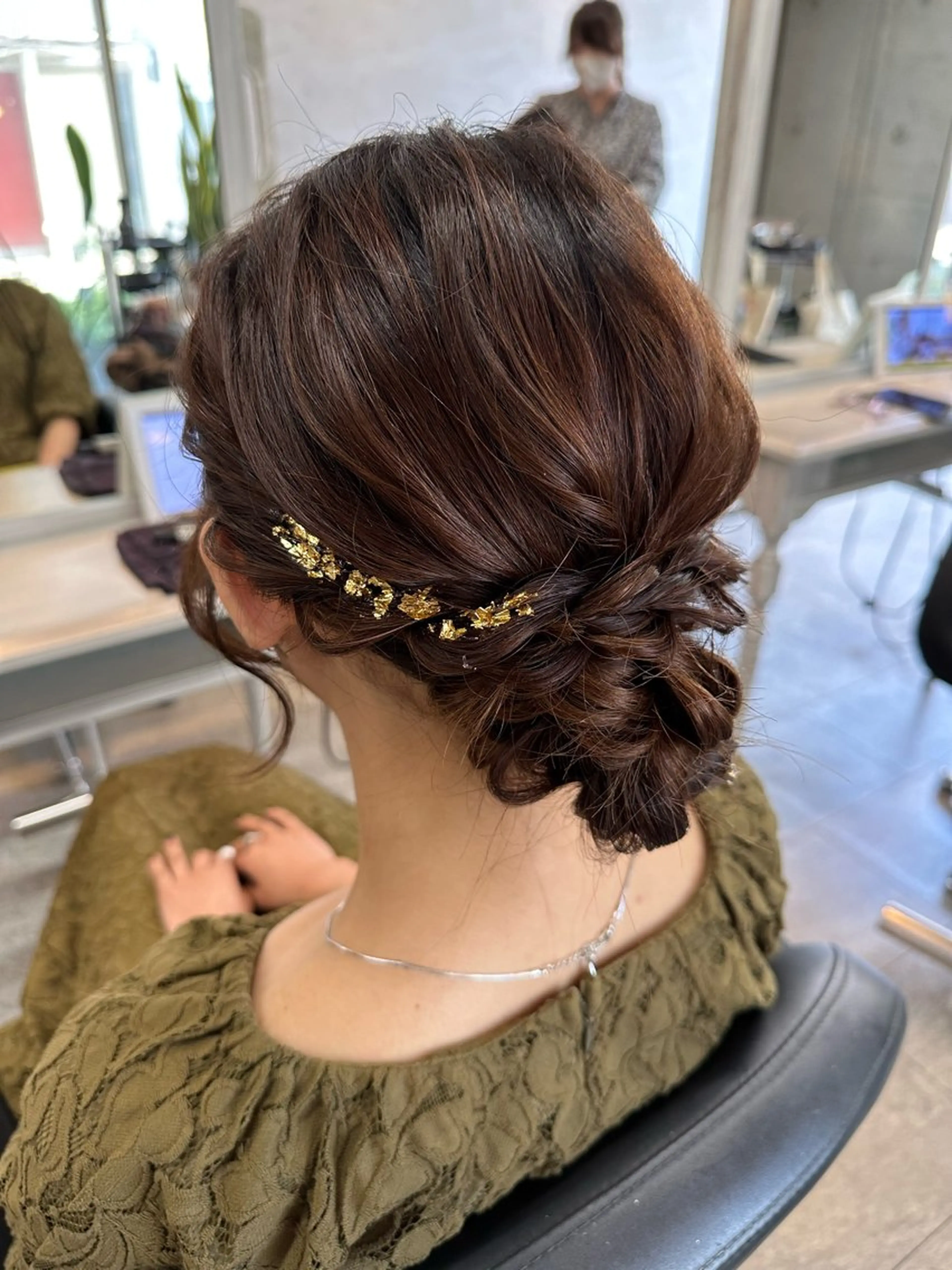 セミロング ヘアアレンジ 女性に人気♪ はやしほのかのヘアスタイル