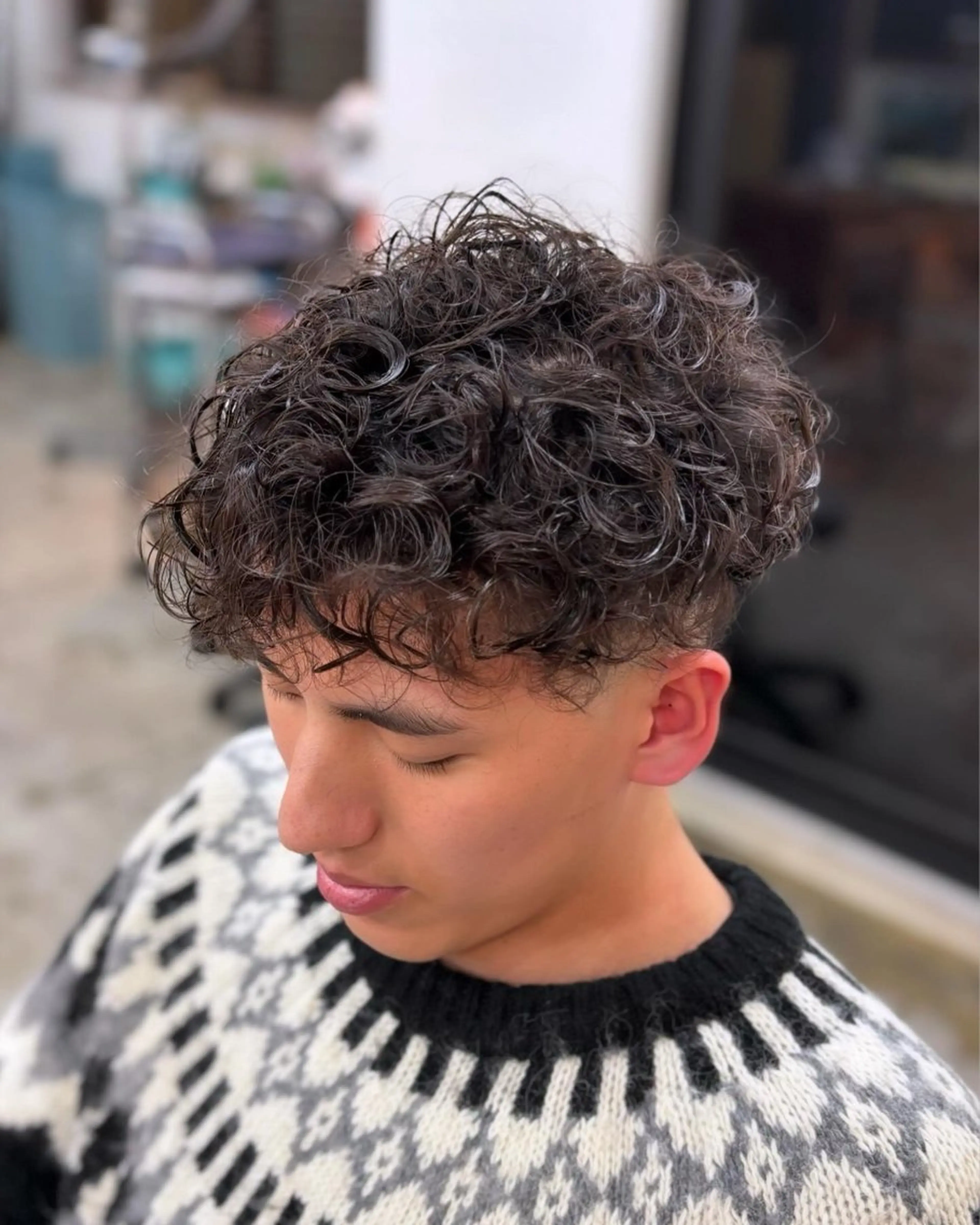 パーマ メンズ メンズパーマ スペインカール 金子 千登のヘアスタイル