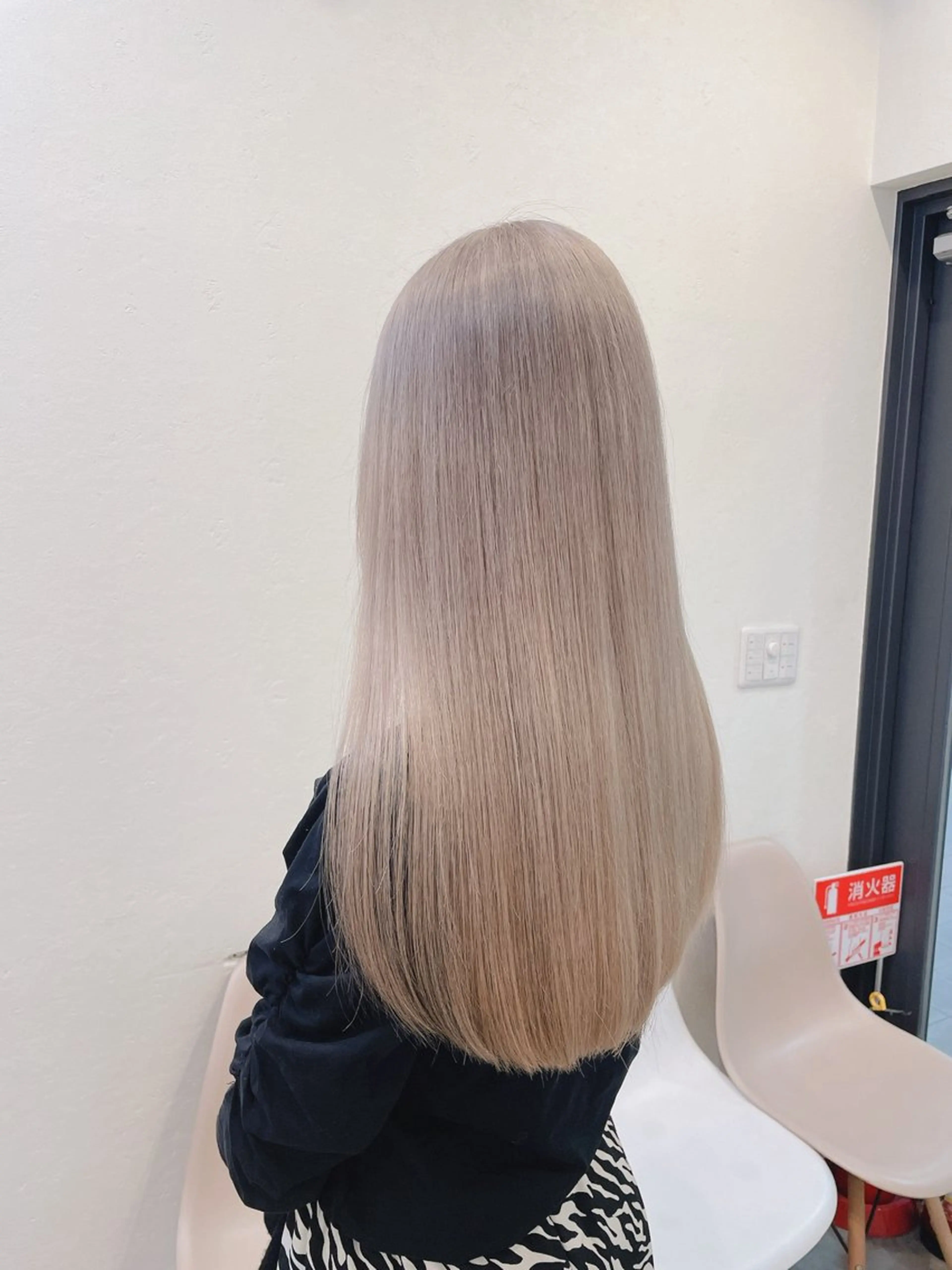 ロング カラー 縮毛矯正×髪質改善 カラー×クロスパーマのヘアスタイル