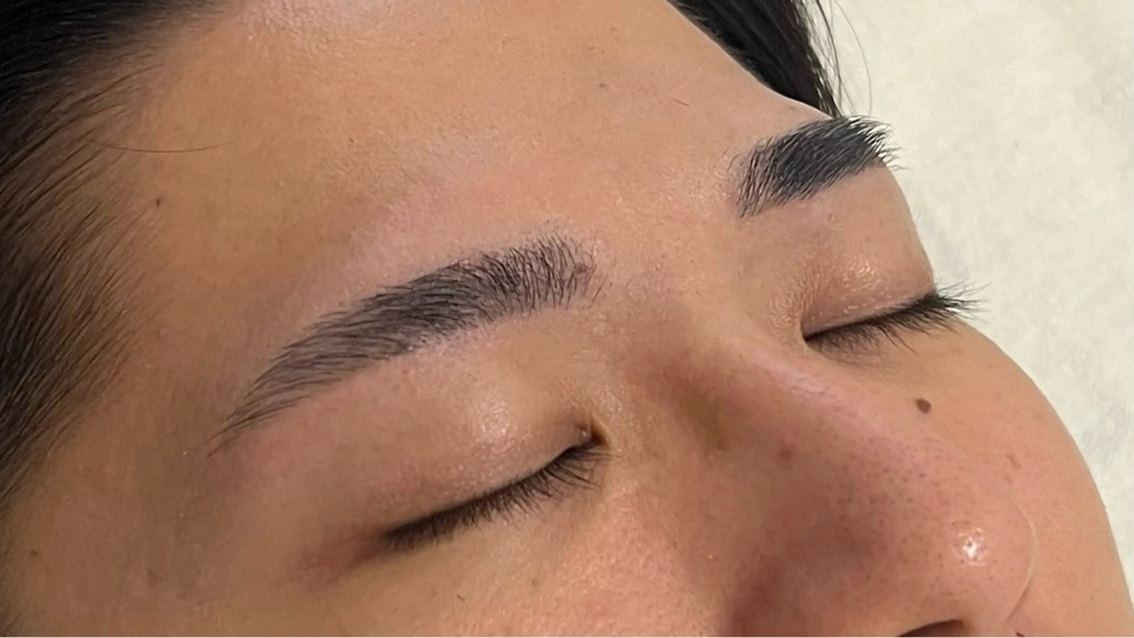 メンズ アイブロウ メンズアイブロウ Luxxe_nu.浅 岡のマツエク・マツパデザイン