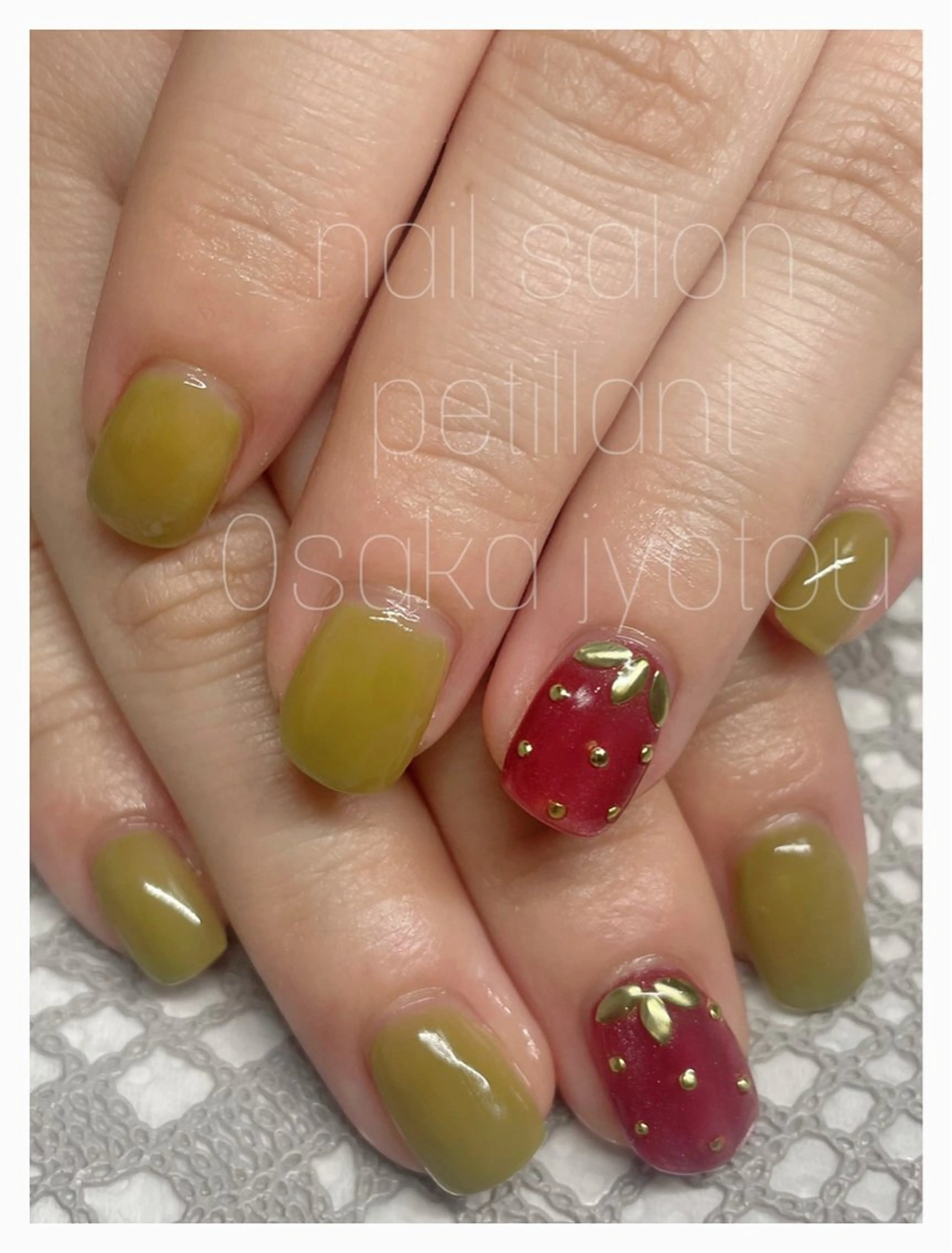 ネイル グリーン 春ネイル nail salon petillantのネイルデザイン