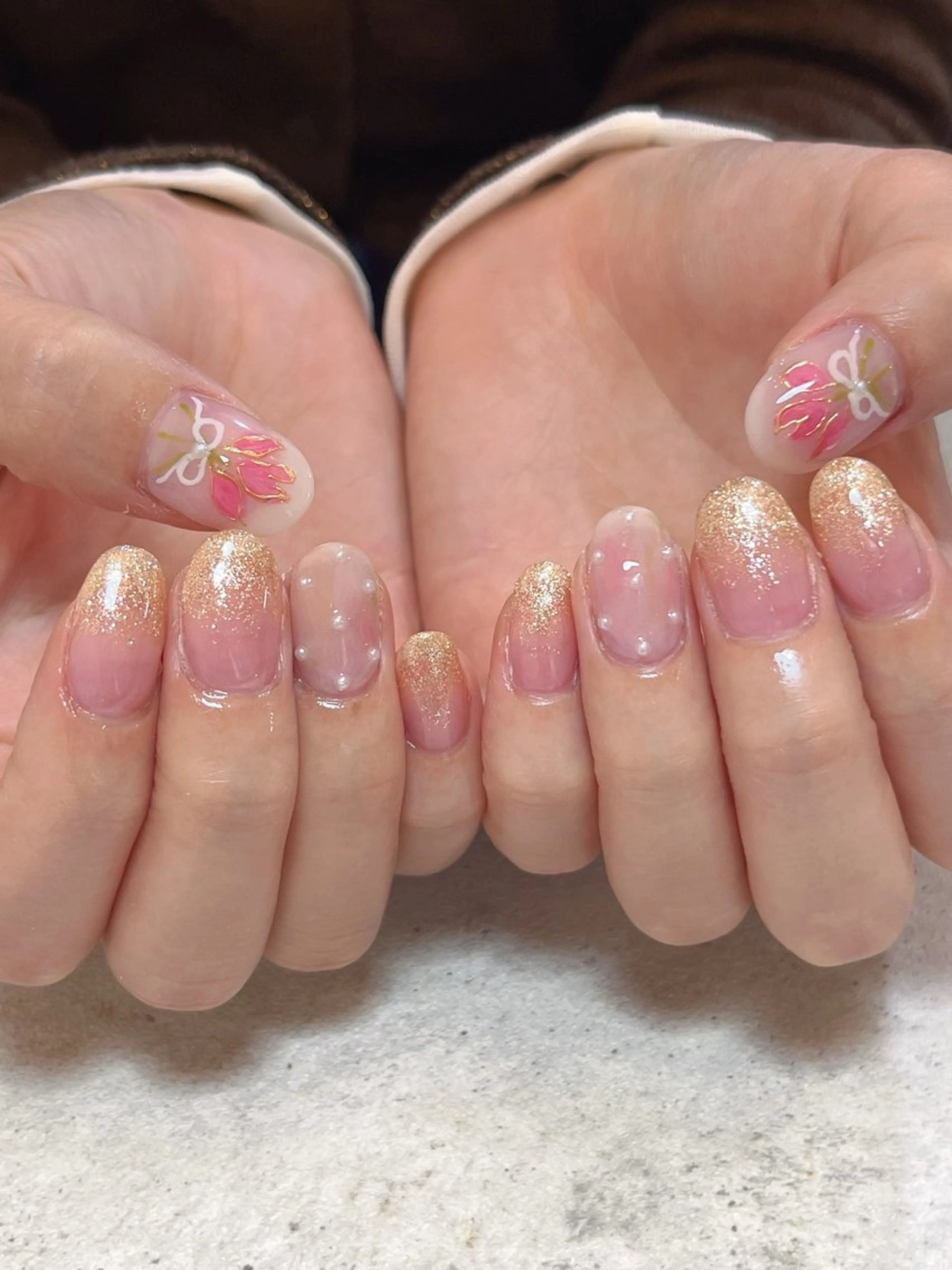ネイル アートネイル ミラーネイル ニュアンスネイル 春ネイル ハンドネイル r.nailBY α 大阪福島区/岸本🧸のネイルデザイン