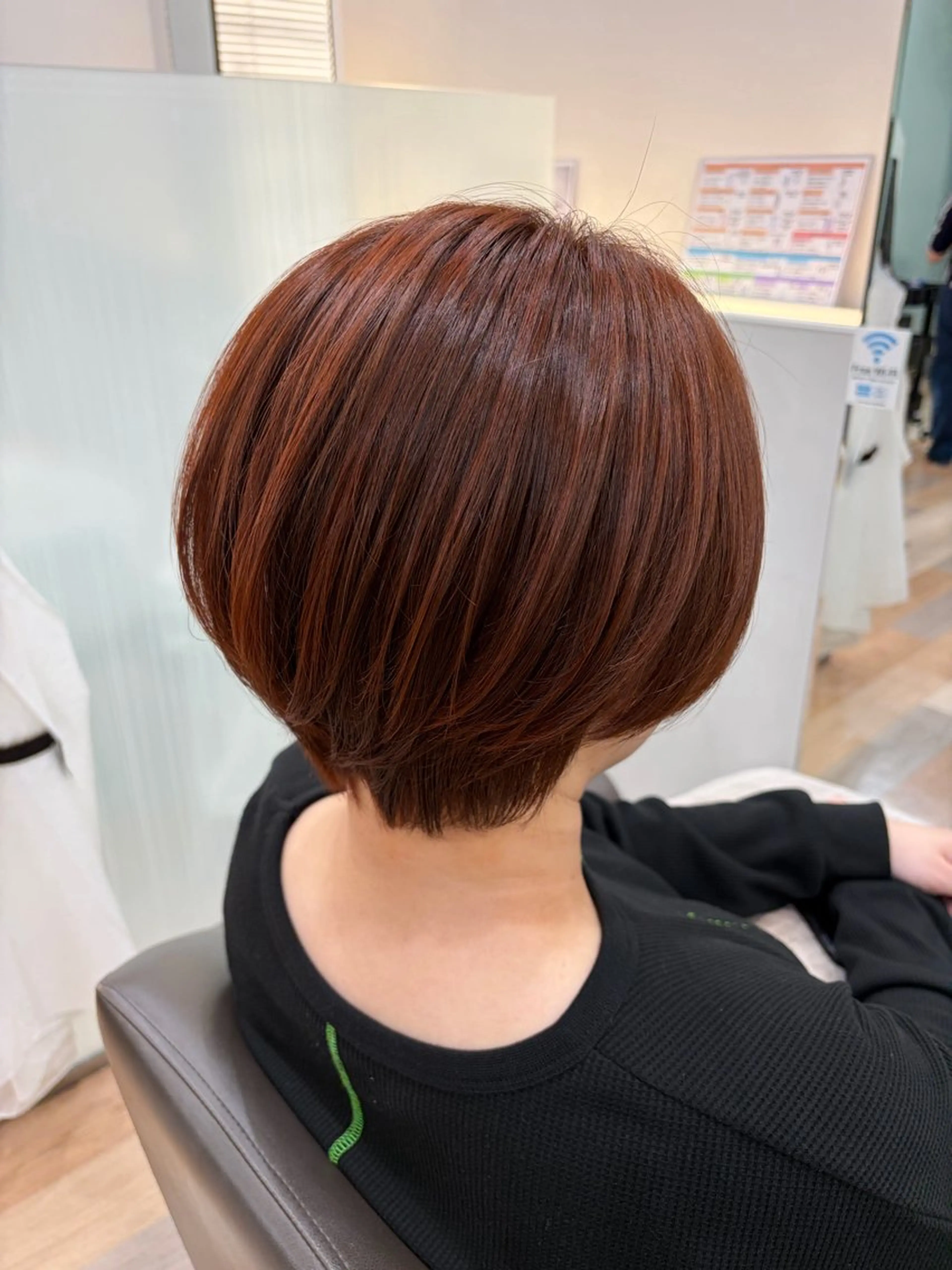 ショート ヘアカラー カット⚡️カラー🫧 募集中/愛海のヘアスタイル