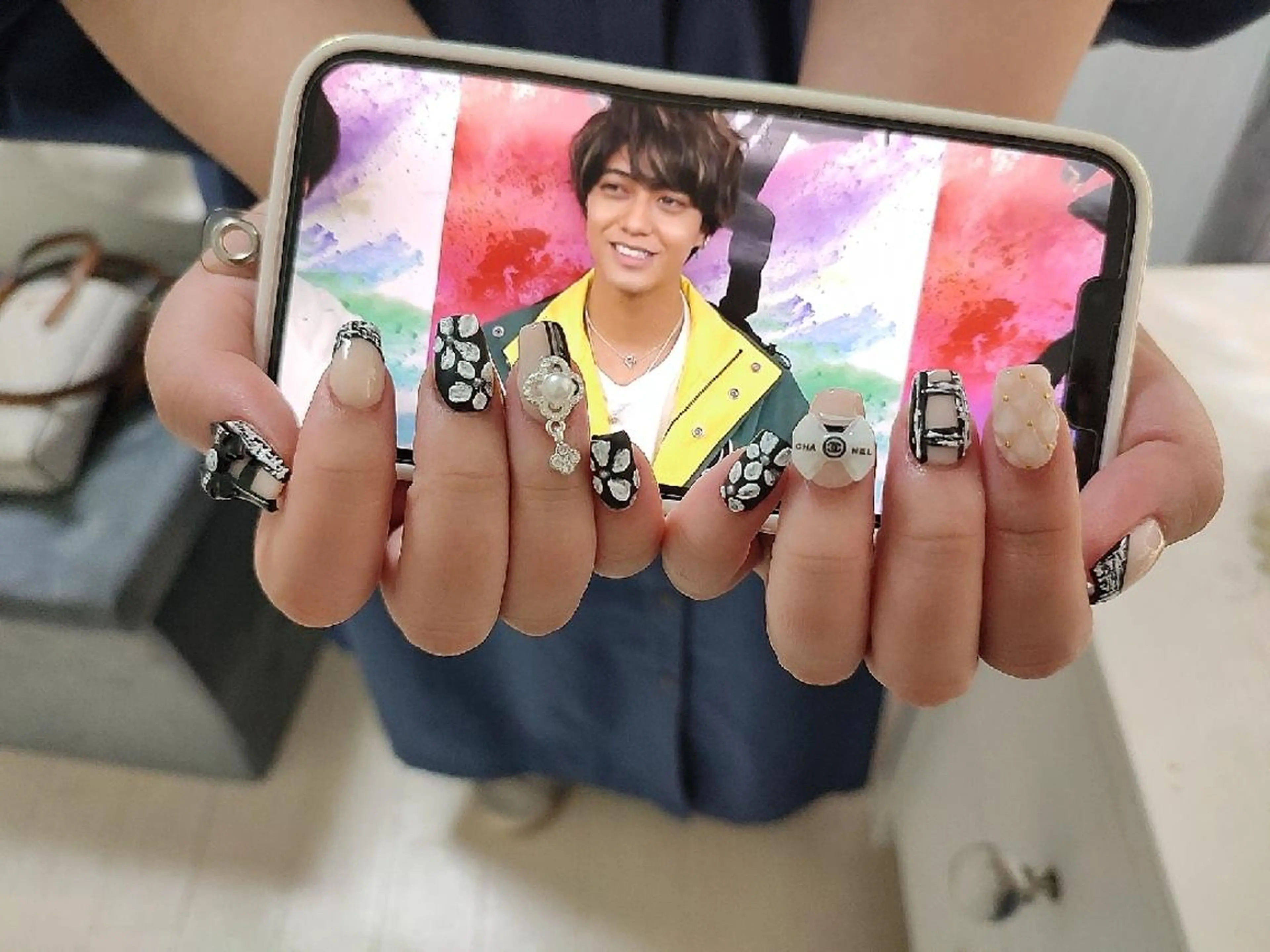 ネイル ハンドネイル RUNWAY 　　の眉毛・アイブロウイメージ